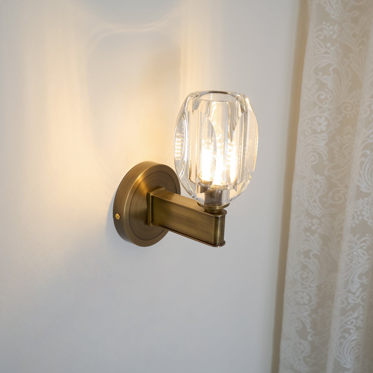 WOW Diamond Crystal Sconce