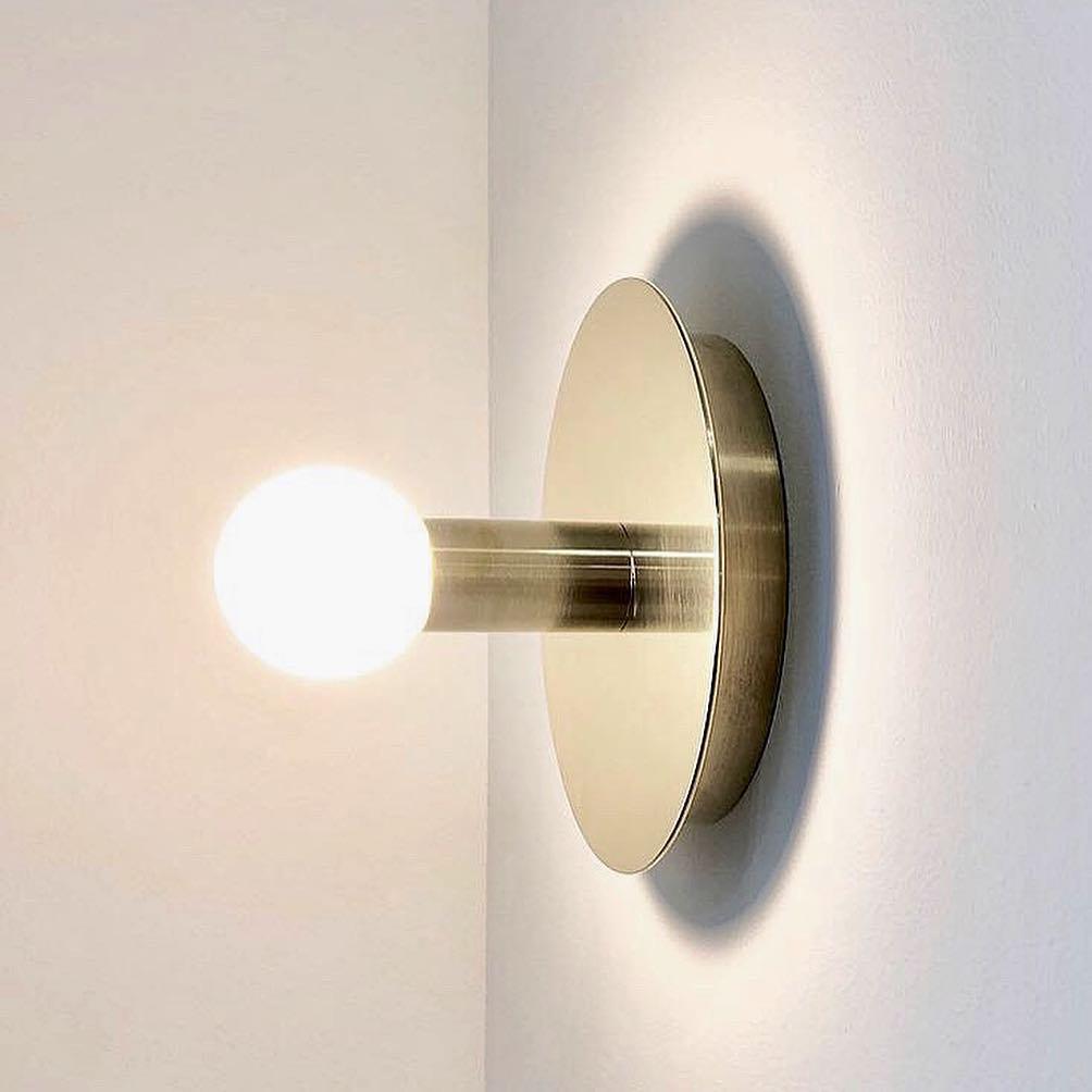WOW Dot Wall Lamp