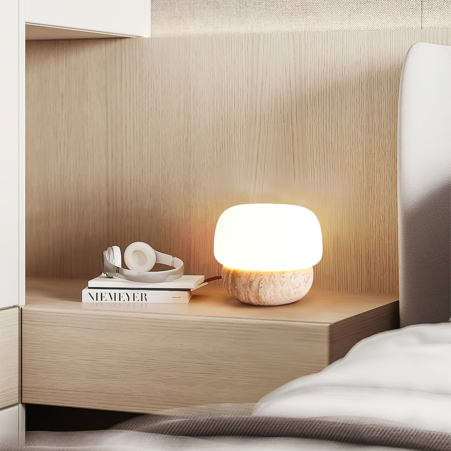WOW Doudou Table Lamp