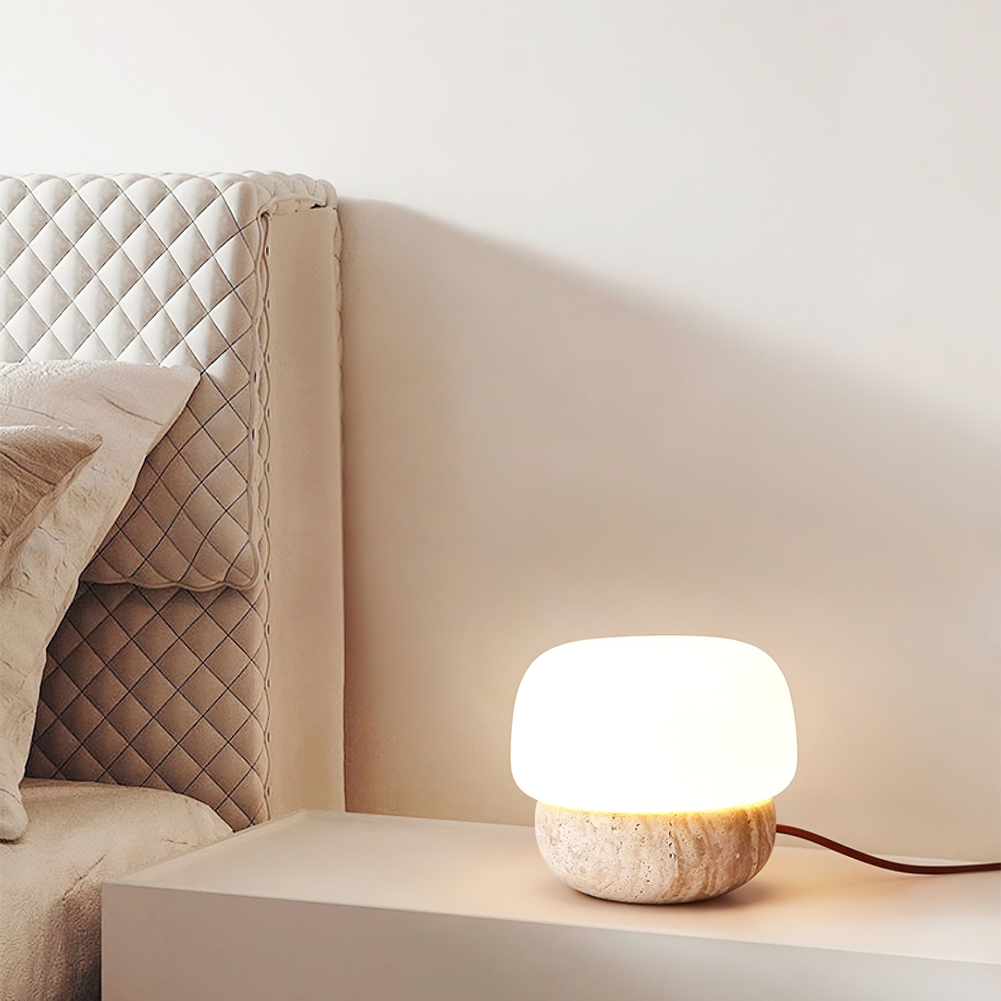 WOW Doudou Table Lamp