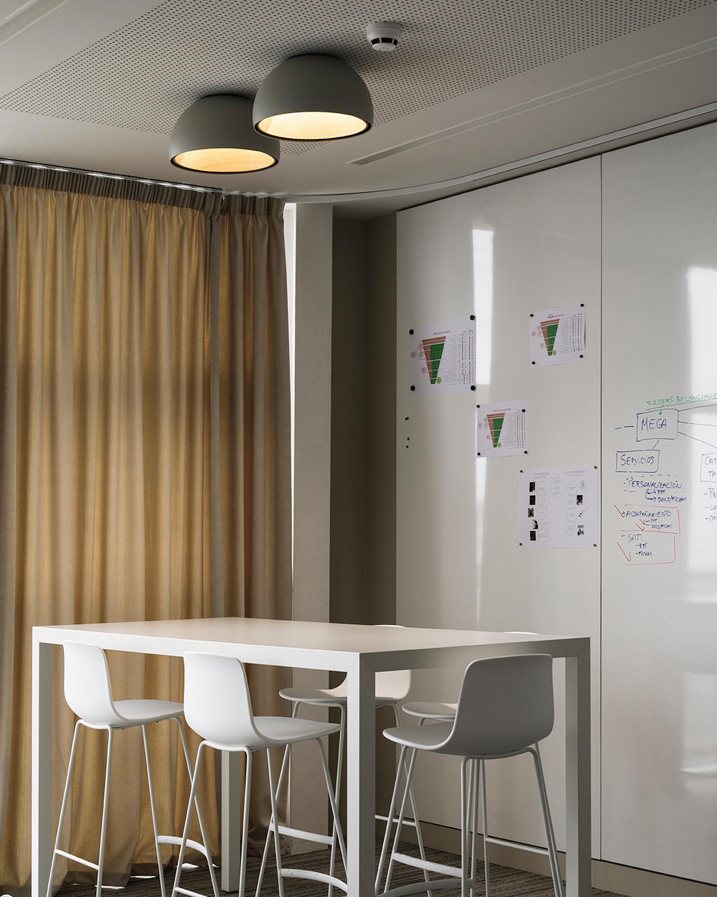 WOW Duo Ceiling Lamp