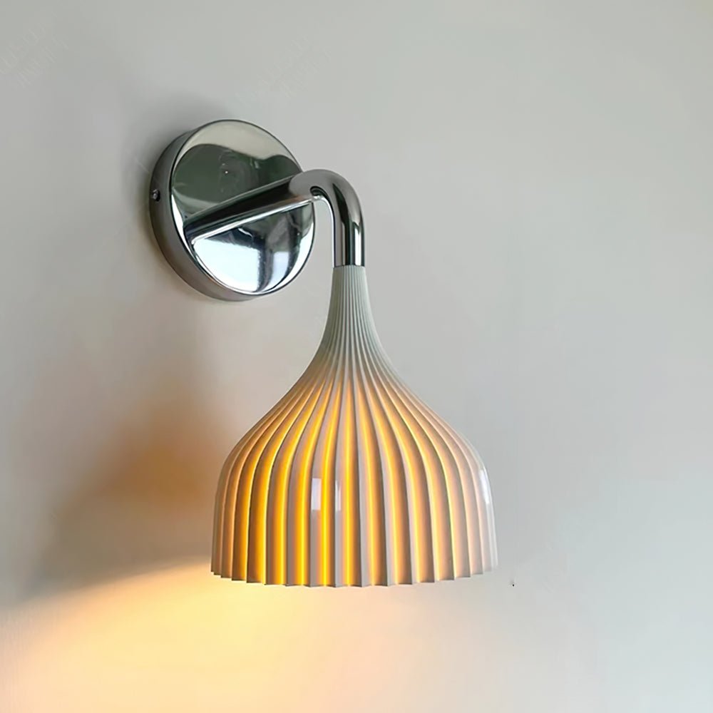 WOW E Wall Lamp