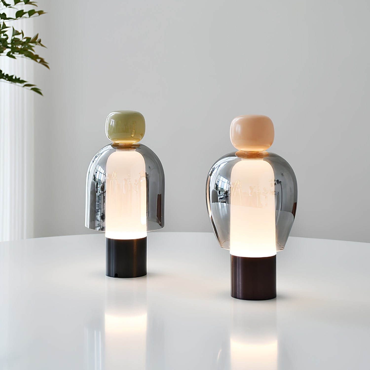 WOW Lumina Joy Table Lamp