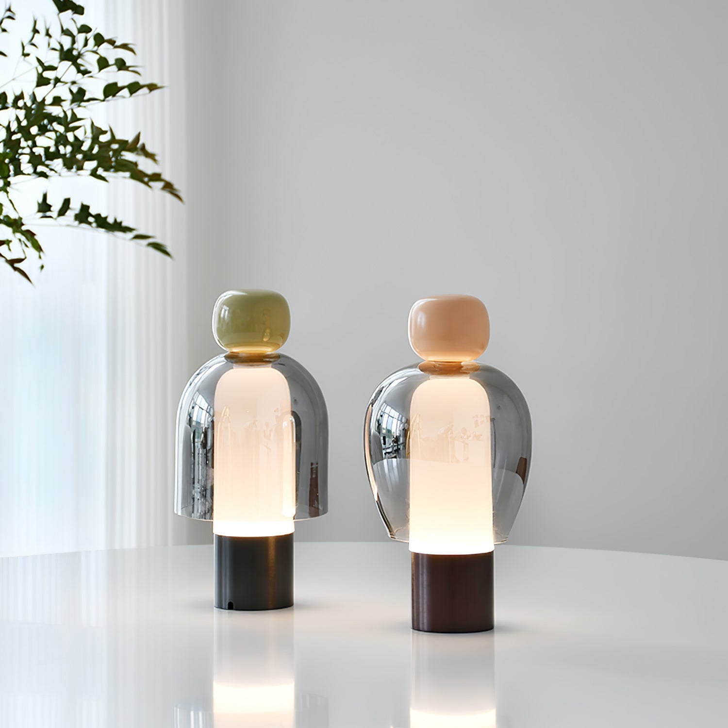 WOW Lumina Joy Table Lamp