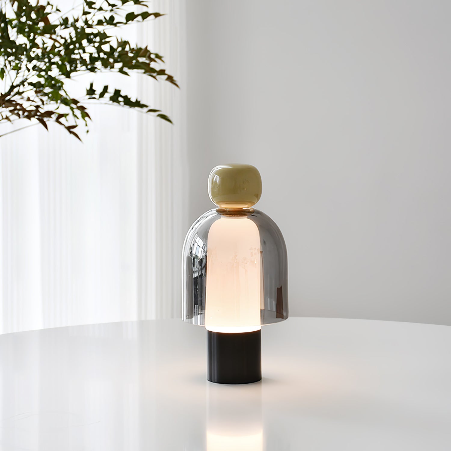 WOW Lumina Joy Table Lamp