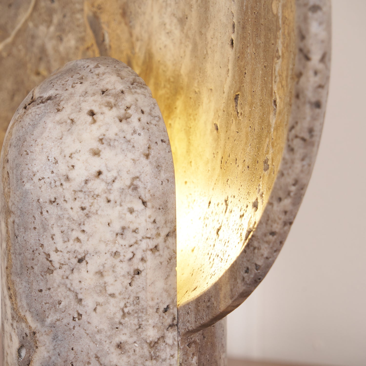 WOW Eclipse Stone Table Lamp