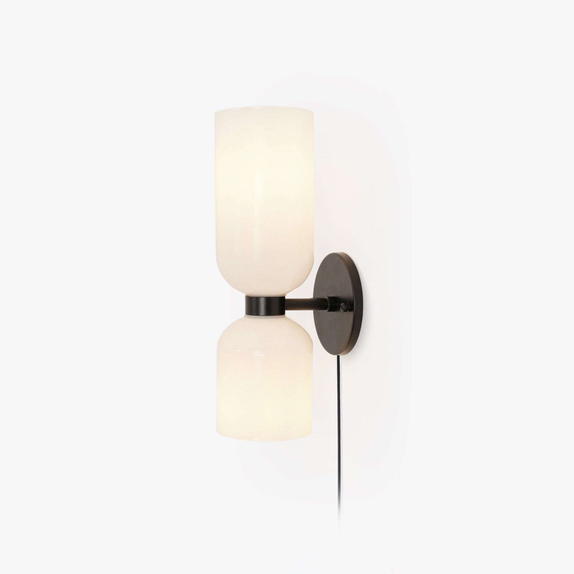 WOW Edie Plug-In Wall Lamp