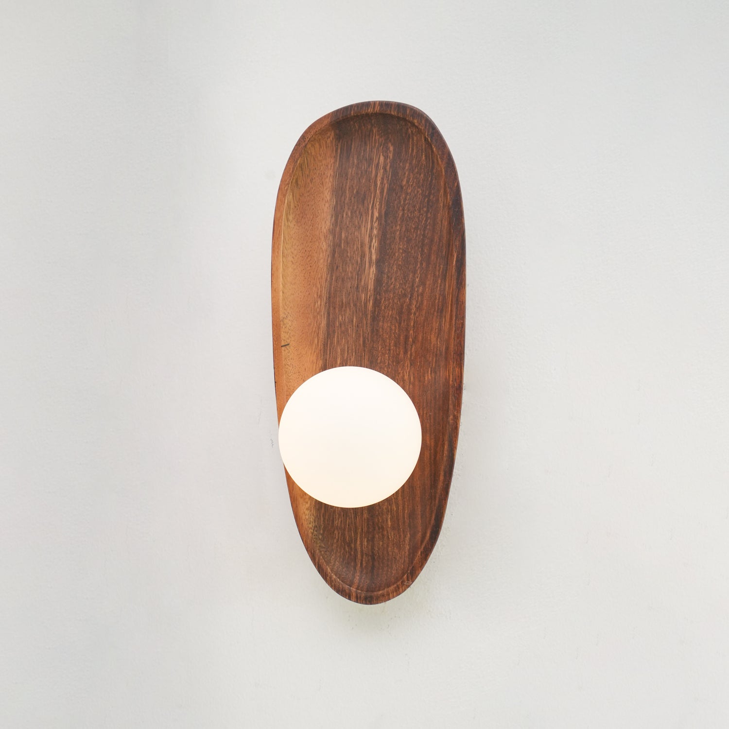 WOW Eivor Wall Lamp