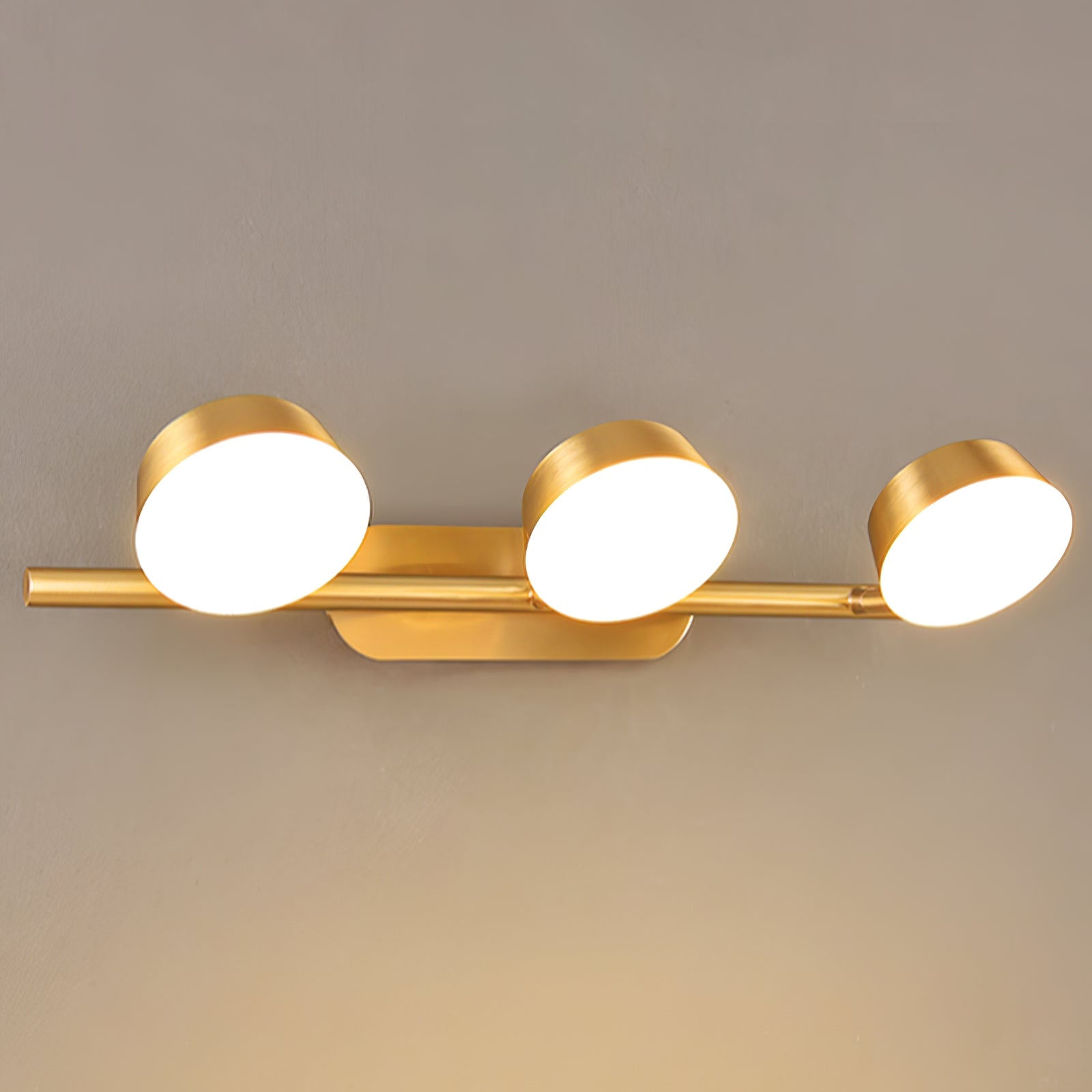 WOW Eleanor Vanity Wall Light