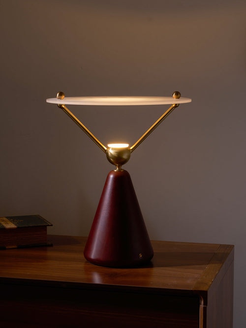 WOW Equoray Table Lamp