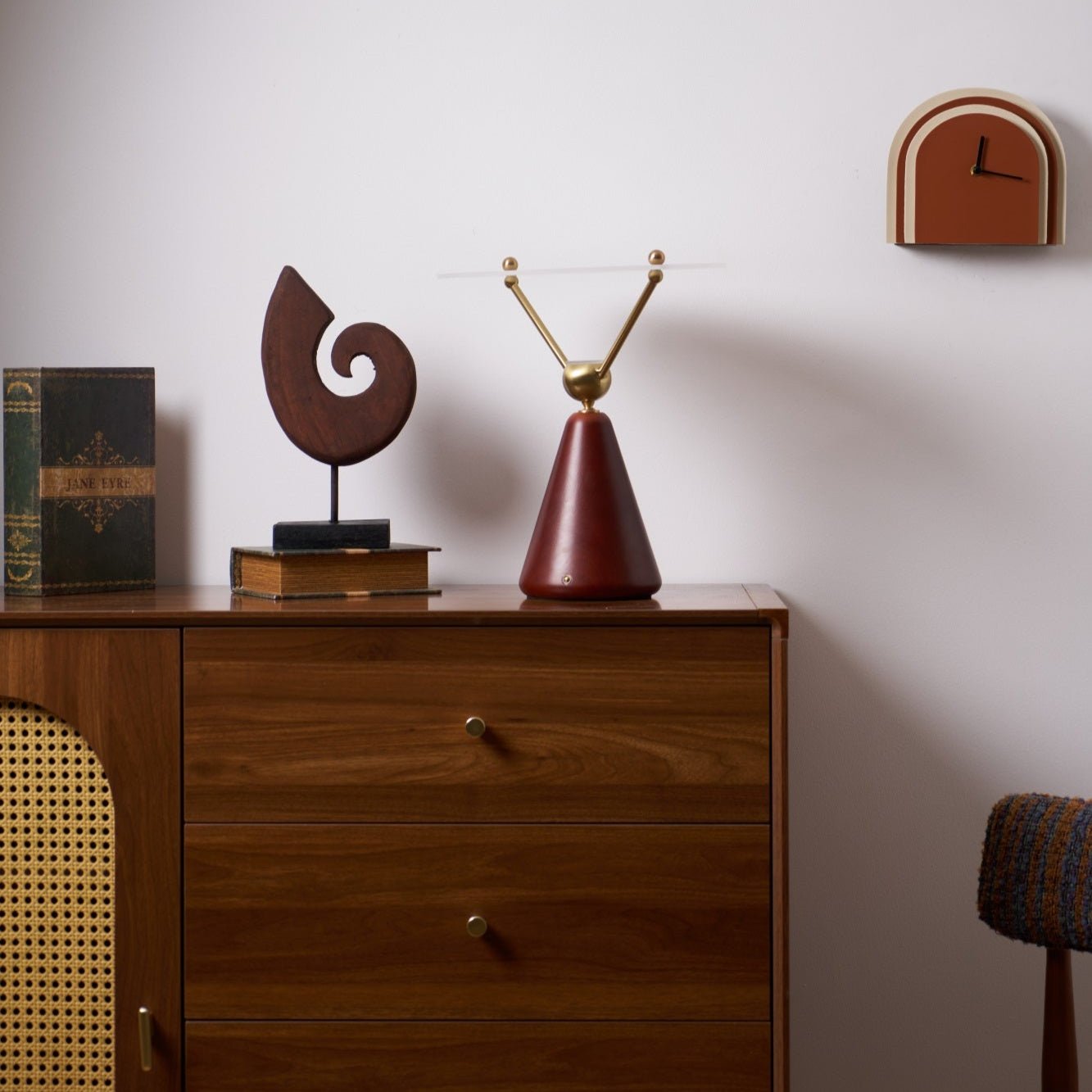 WOW Equoray Table Lamp