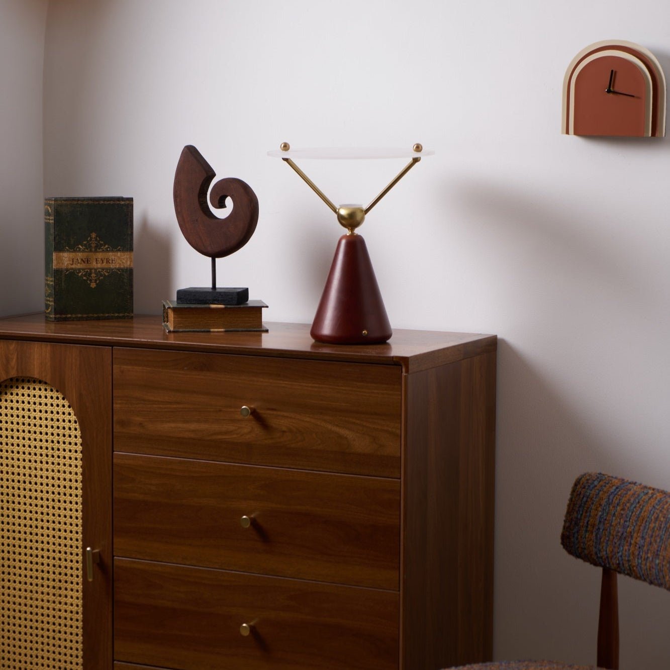 WOW Equoray Table Lamp