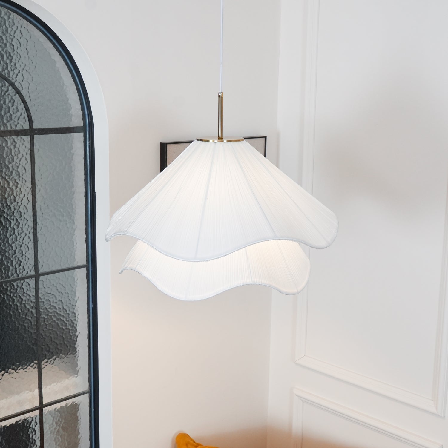 WOW Ethereal Bloom Pendant Light