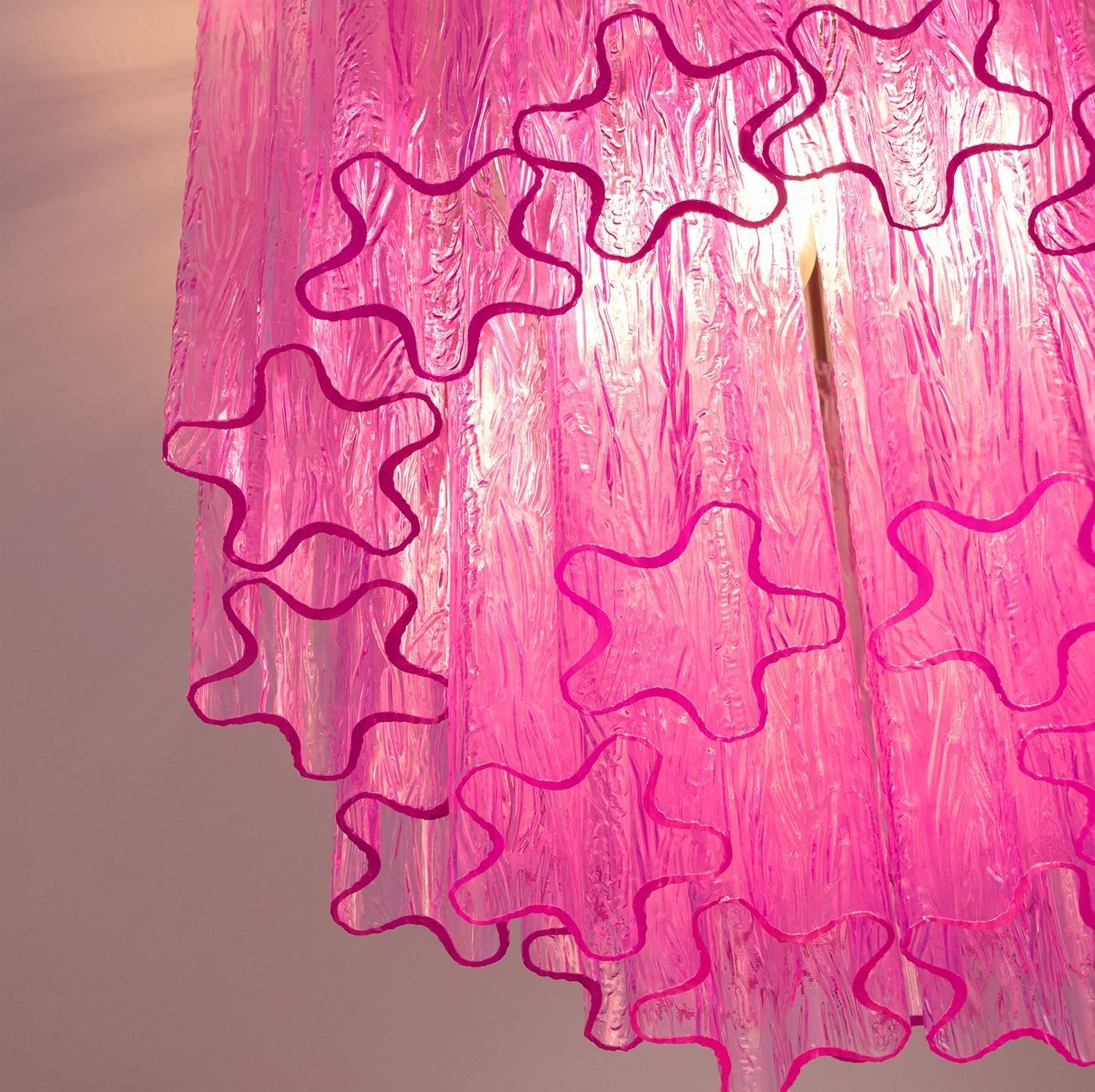 WOW Fiora Rose Red Glass Ceiling Lamp