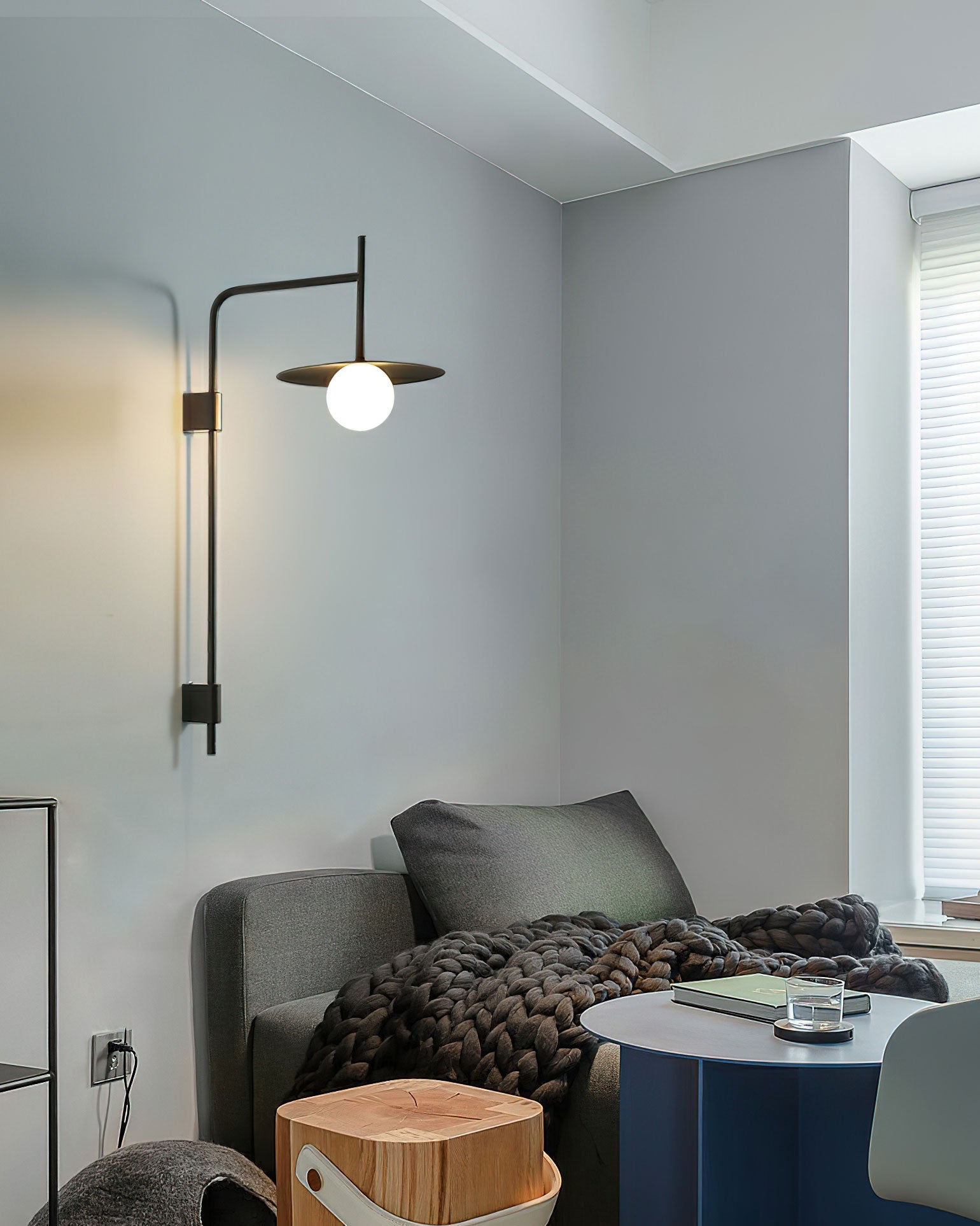WOW Gea Wall Light