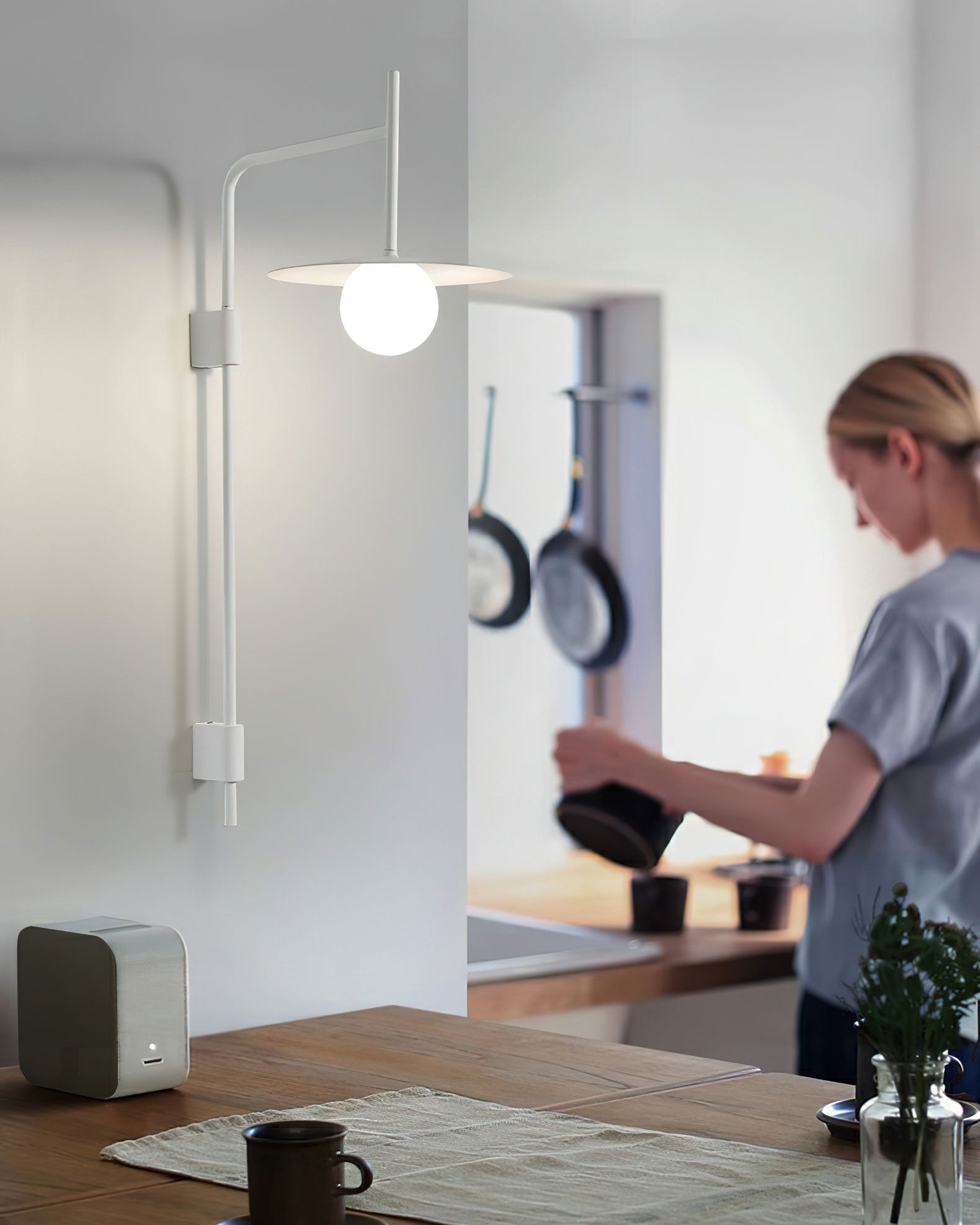 WOW Gea Wall Light