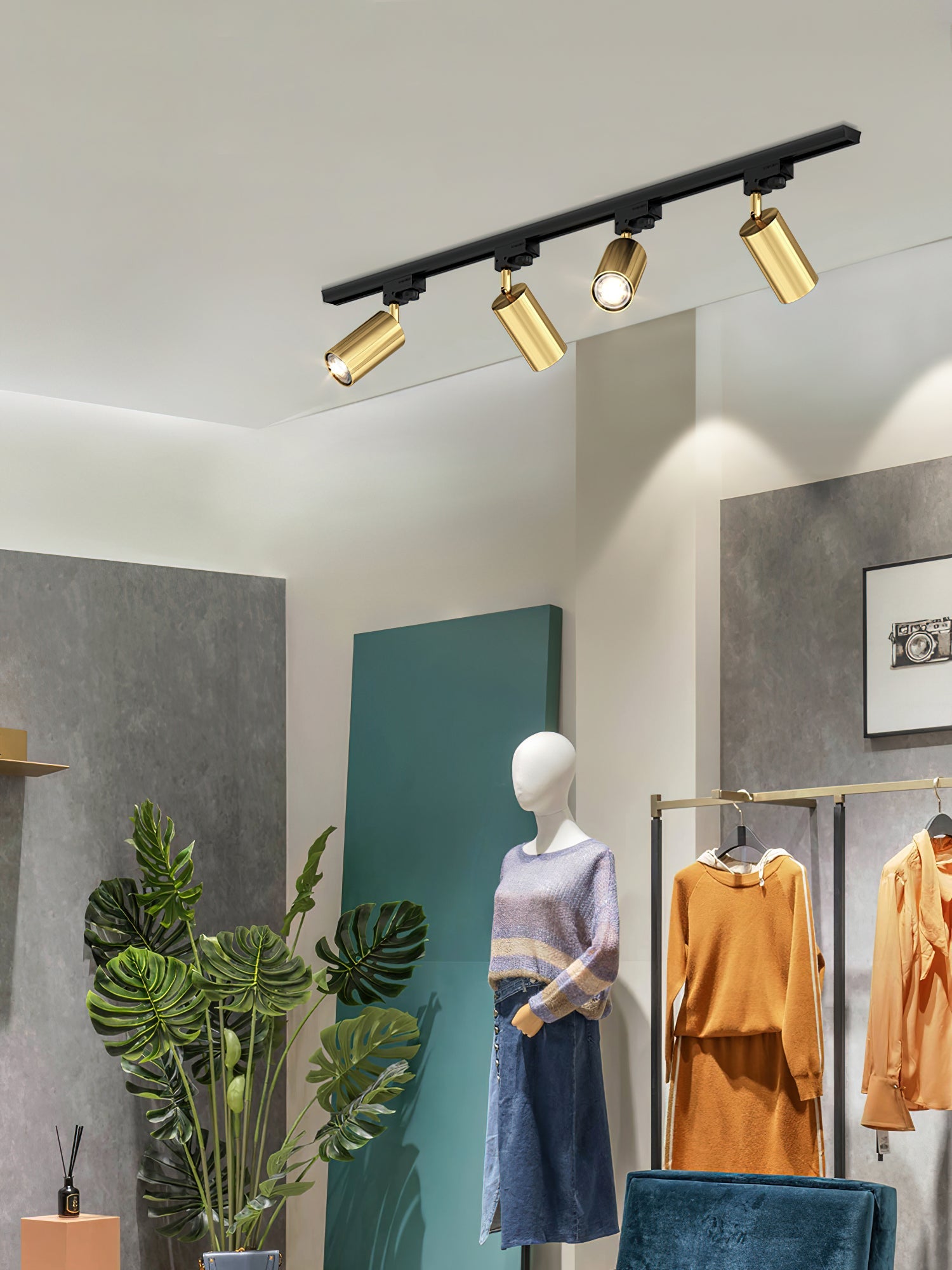 WOW Gilded Rail Track Light