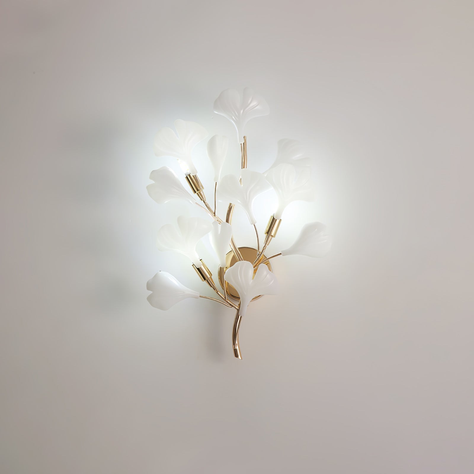 WOW Gingko Wall Lamp