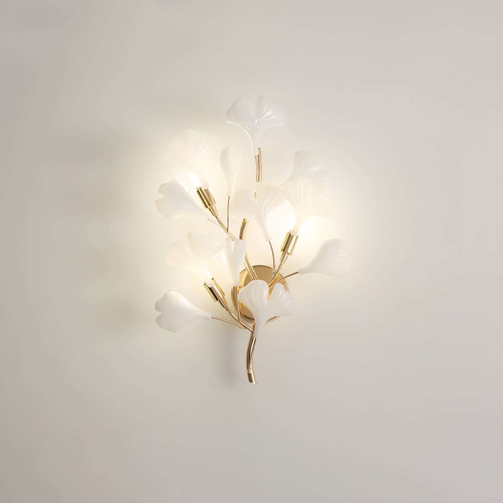 WOW Gingko Wall Lamp