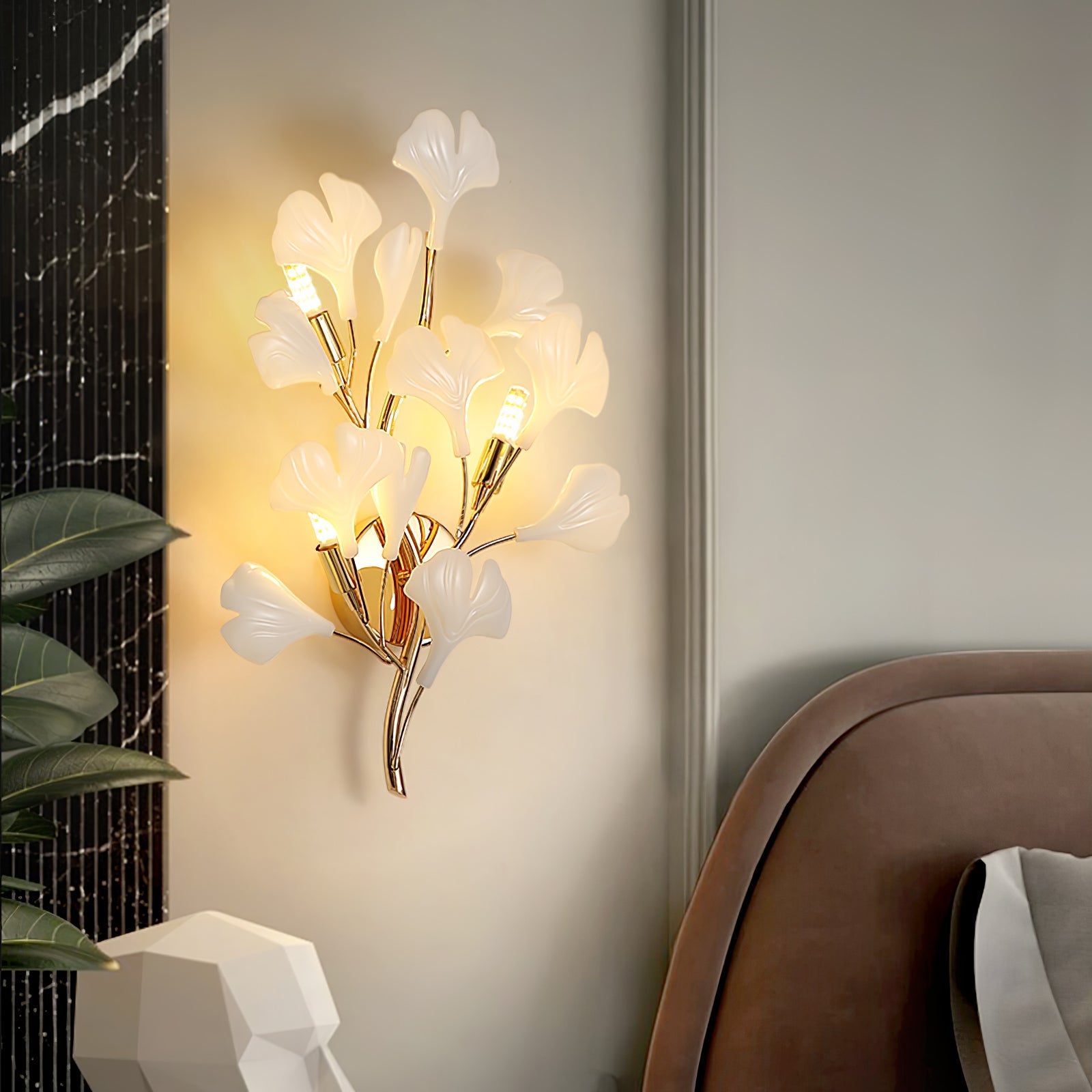WOW Gingko Wall Lamp