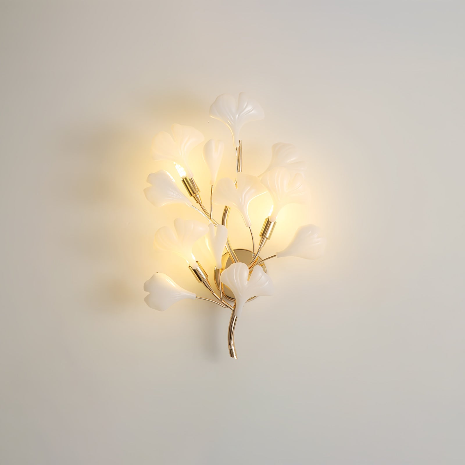 WOW Gingko Wall Lamp
