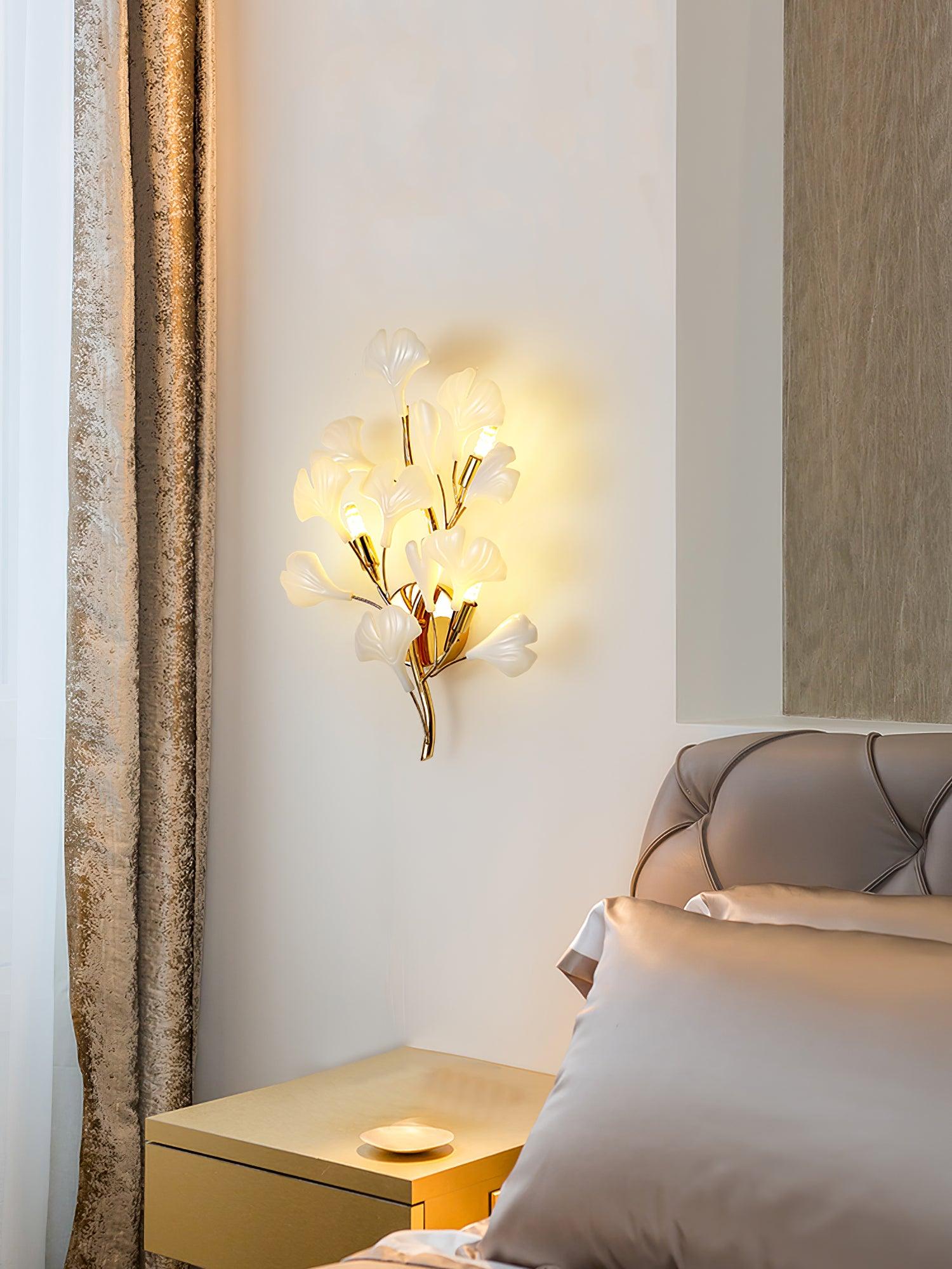 WOW Gingko Wall Lamp