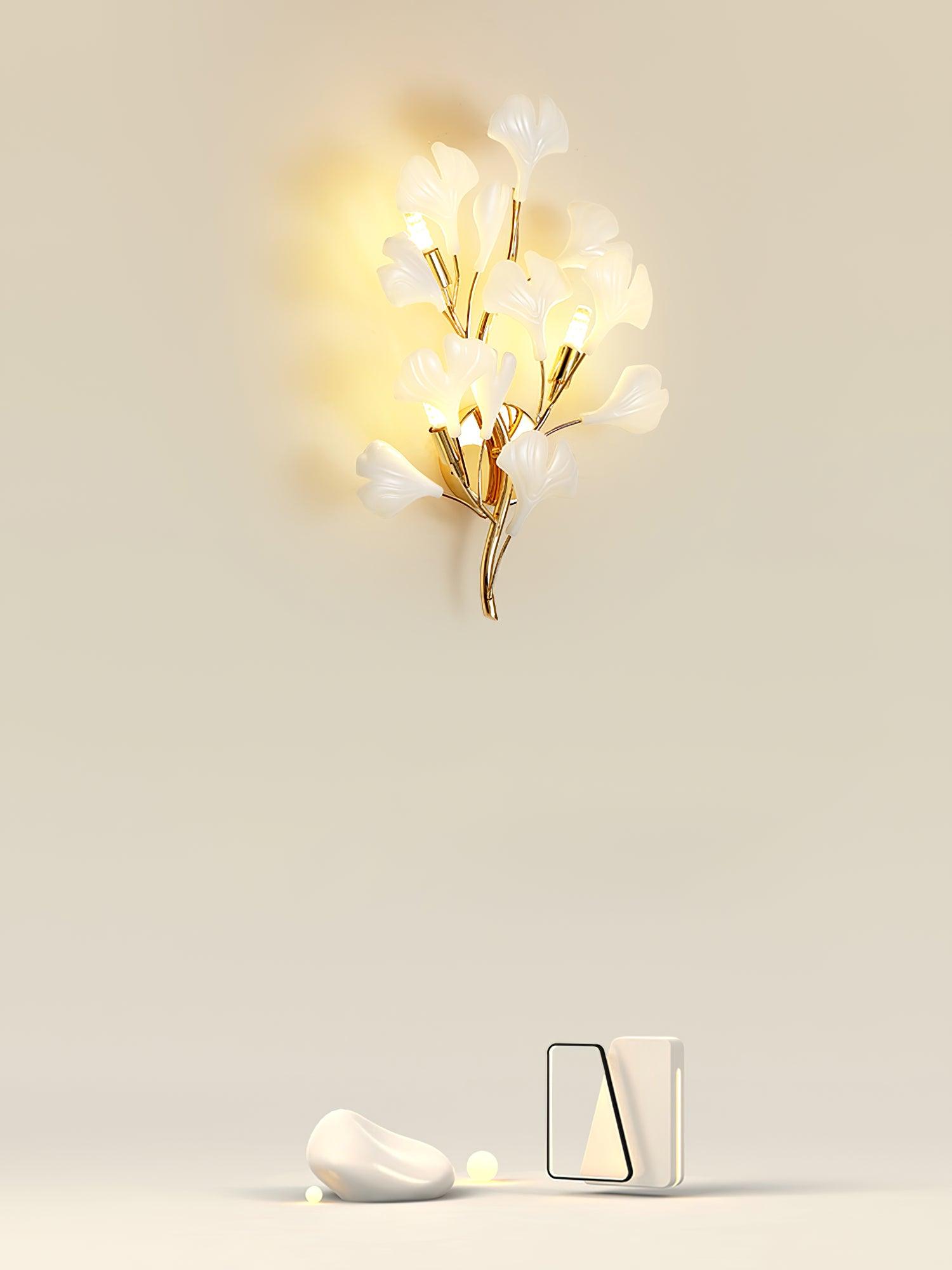 WOW Gingko Wall Lamp