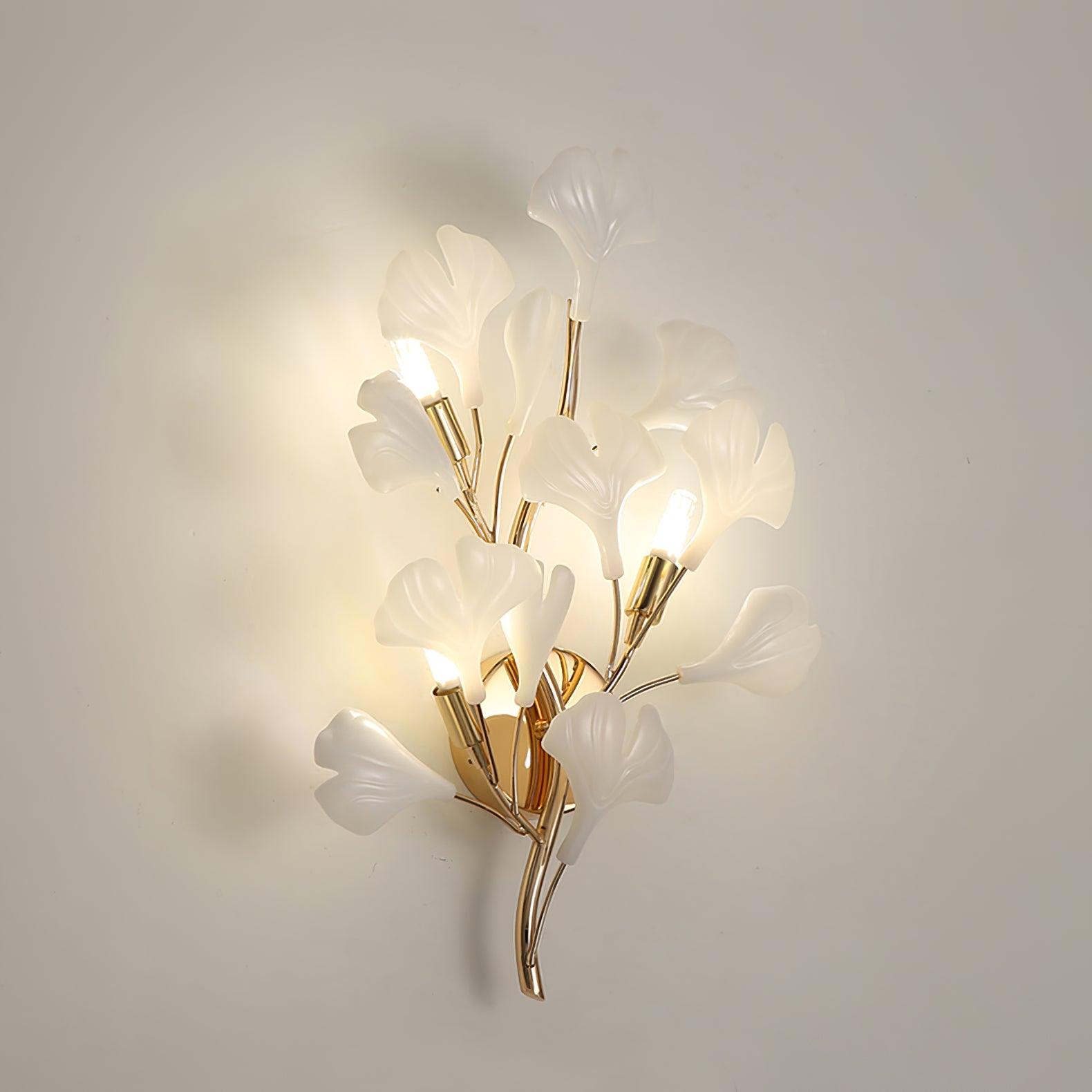 WOW Gingko Wall Lamp