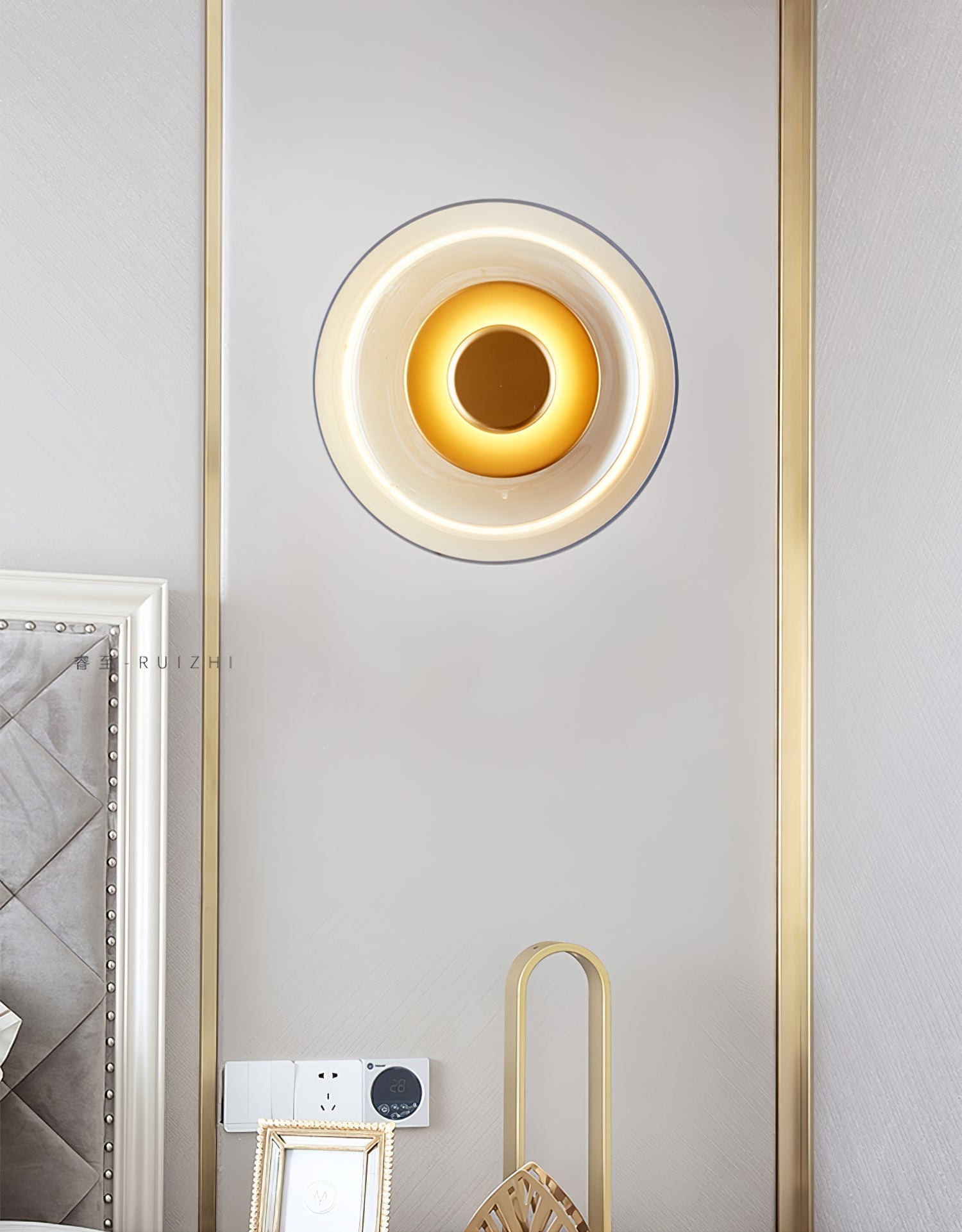 WOW Glimmera Wall Light