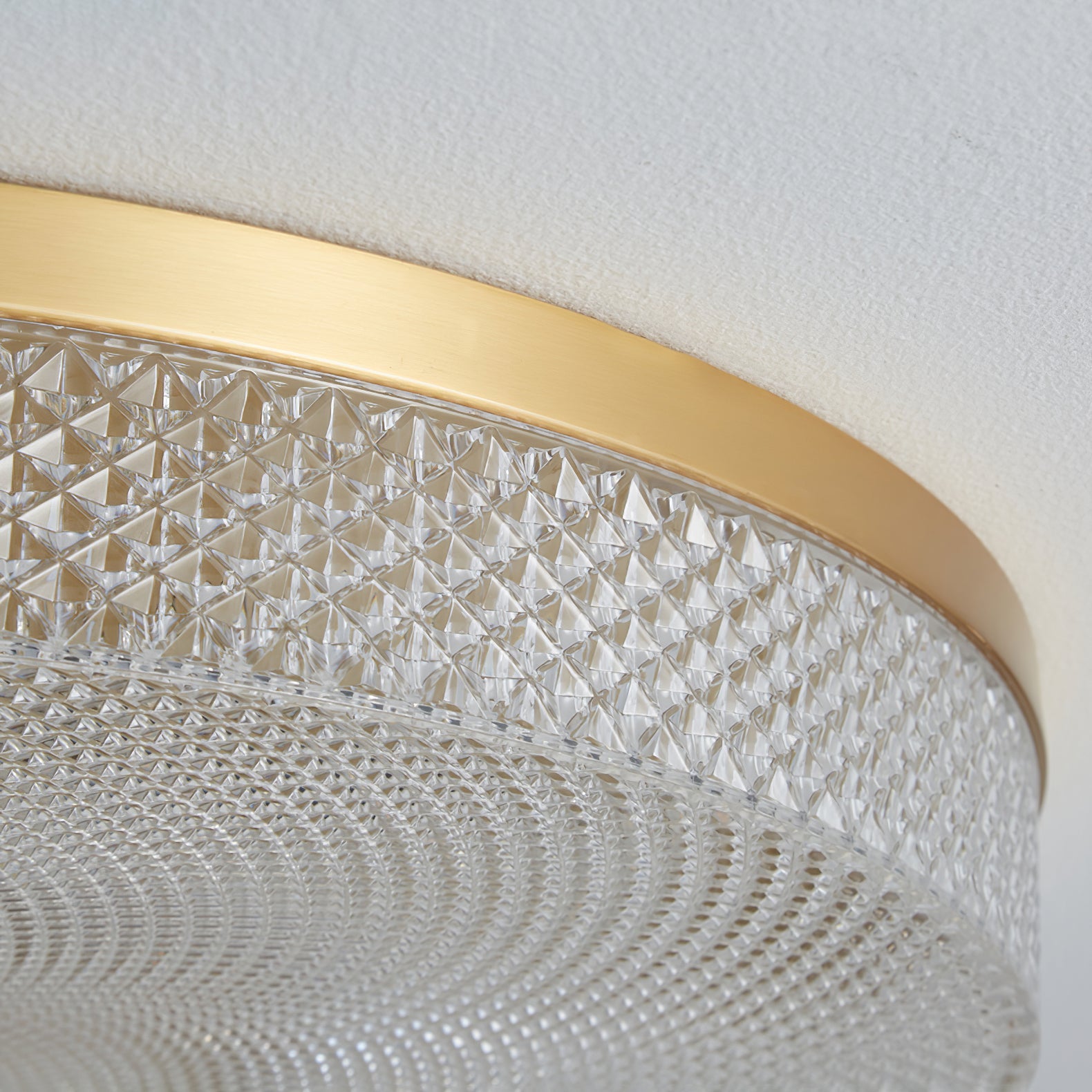 WOW Glimmering Striped Ceiling Light
