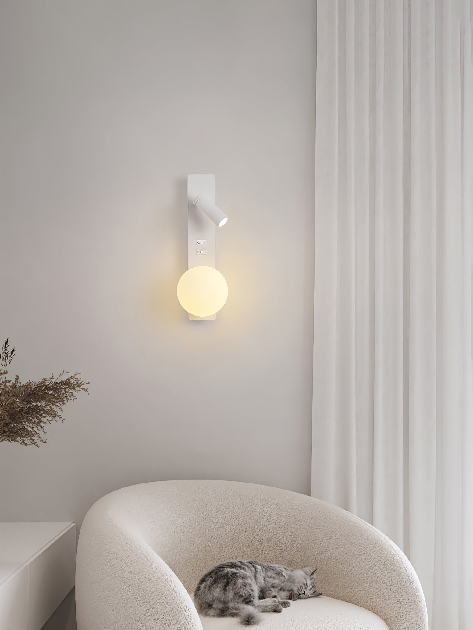 WOW Glos Slim wall lamp