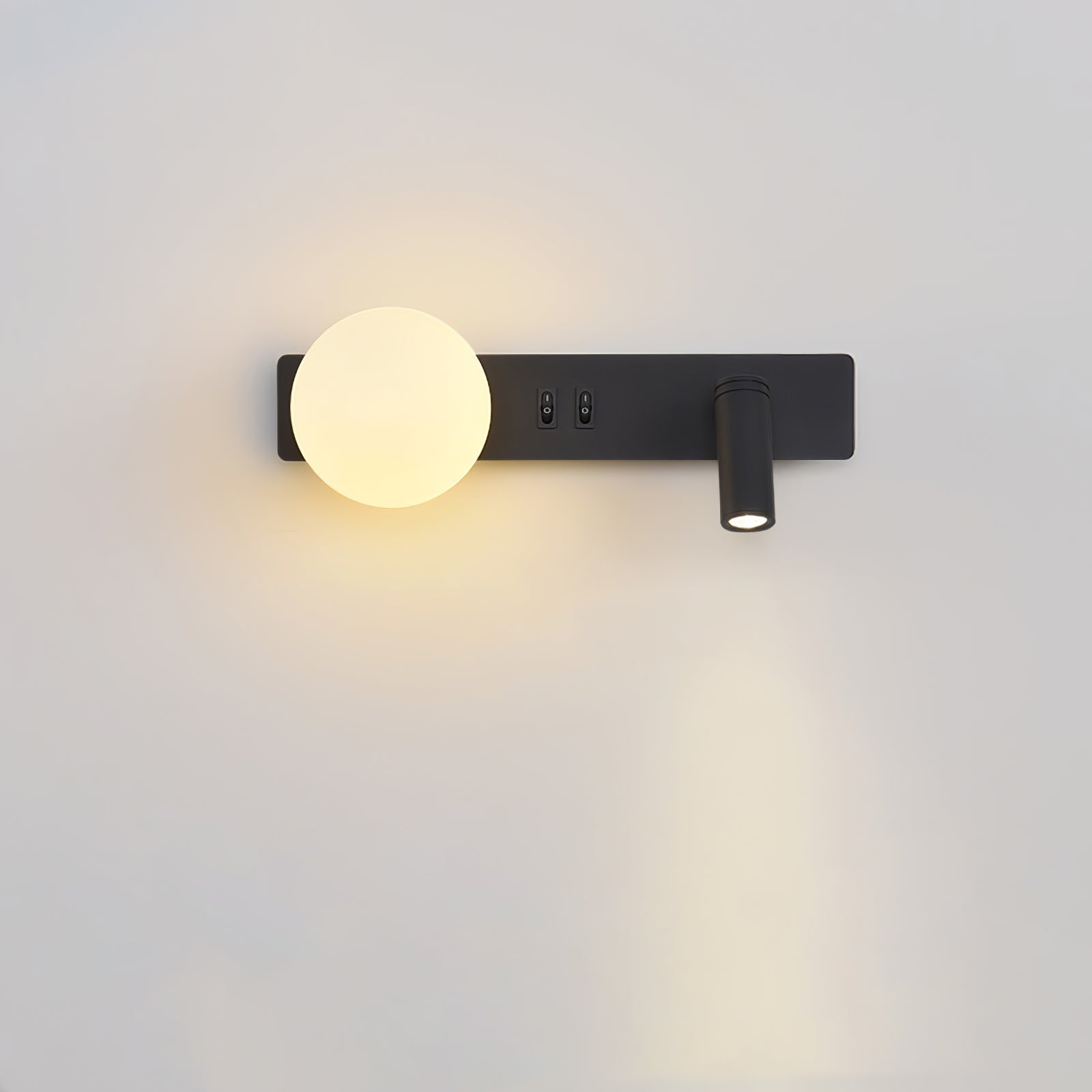 WOW Glos Slim wall lamp