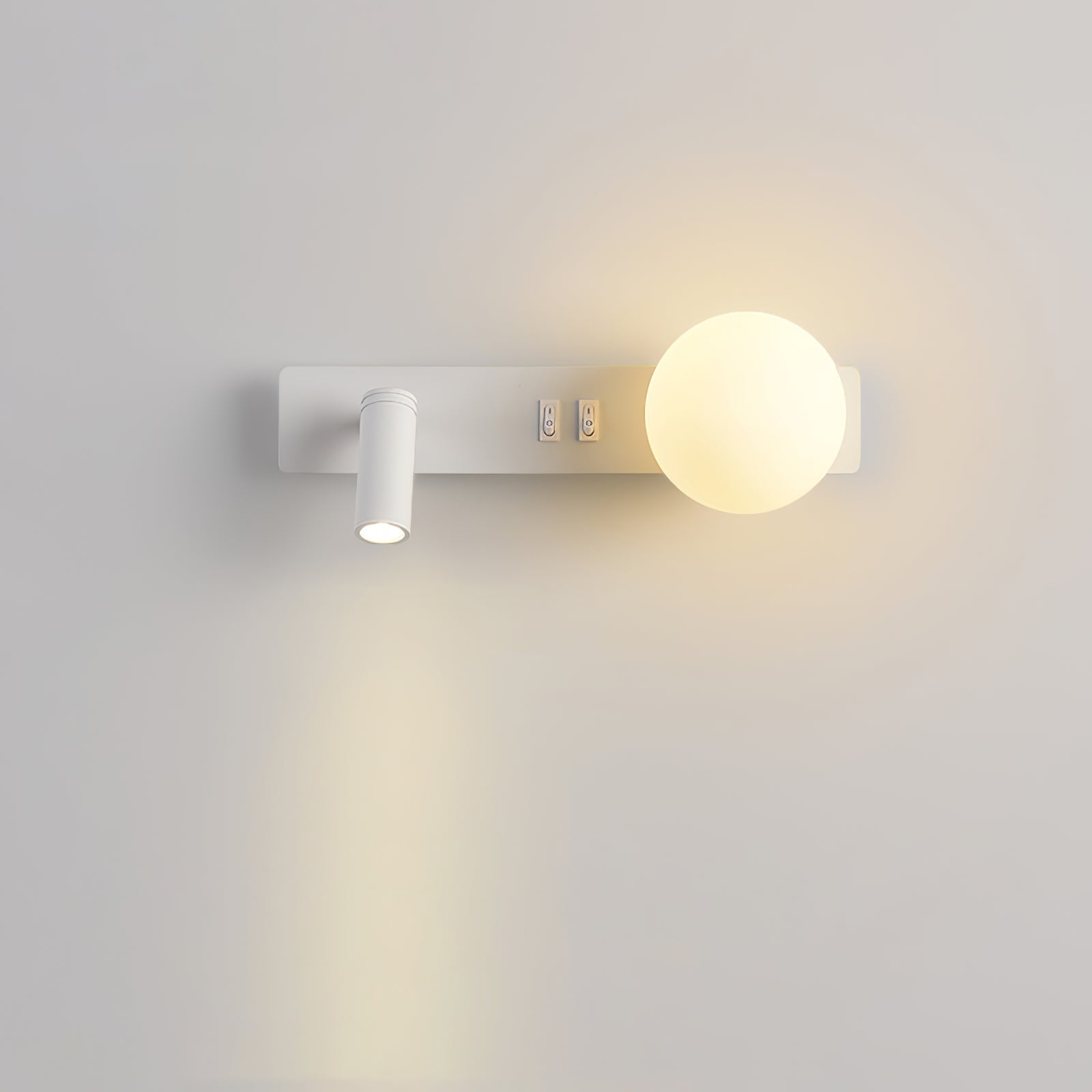 WOW Glos Slim wall lamp