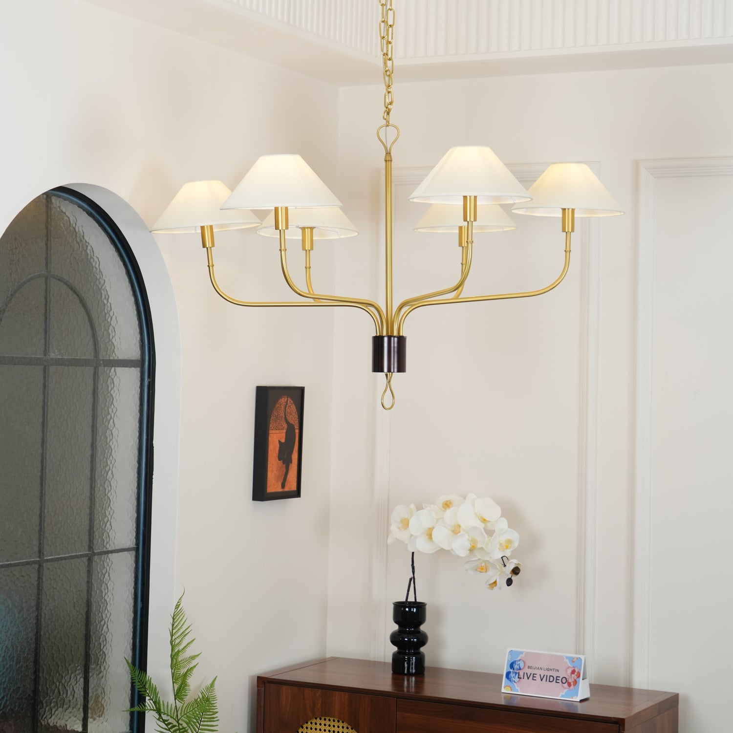 WOW Griffin Staggered Tail Chandelier