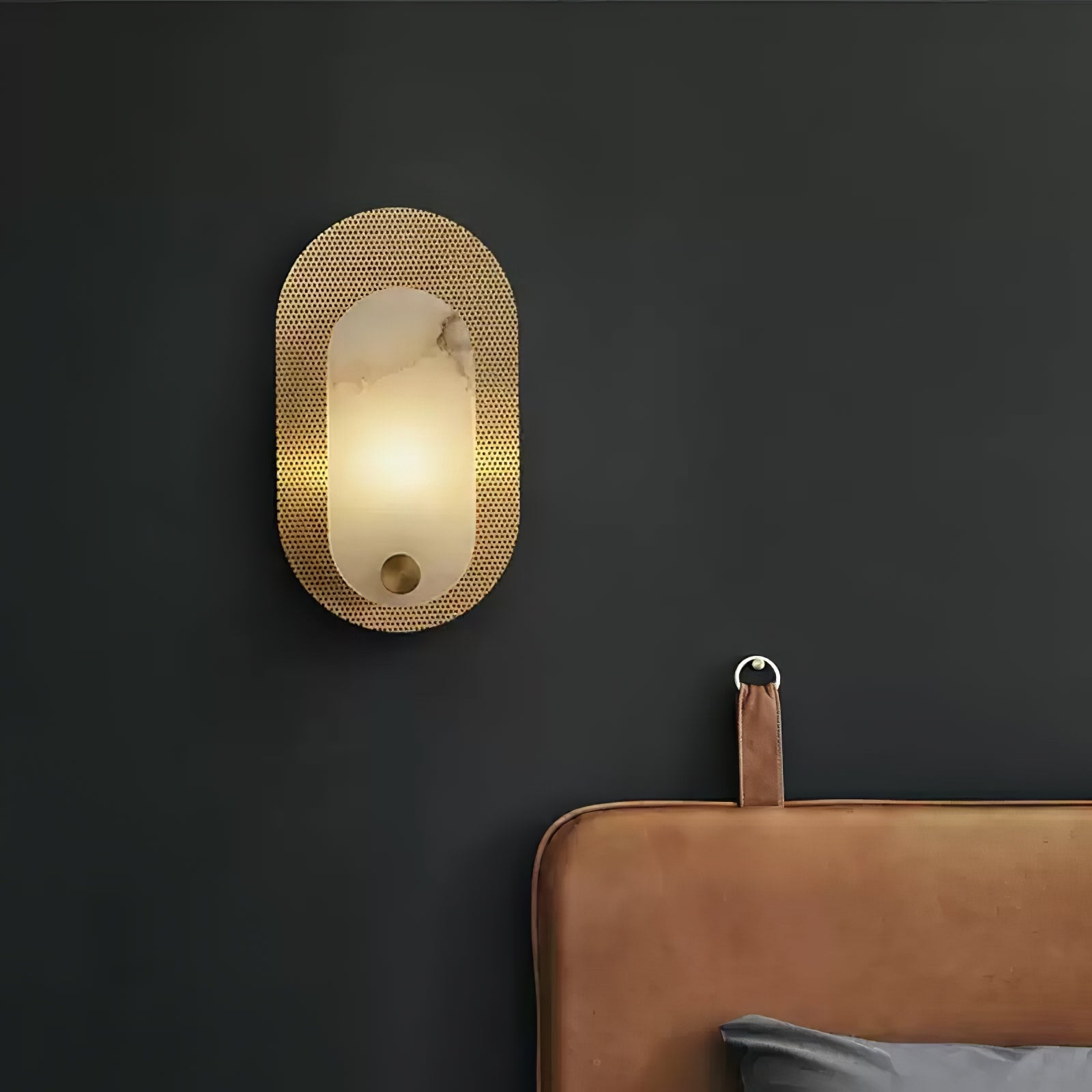 WOW Harlan Alabaster Wall Light