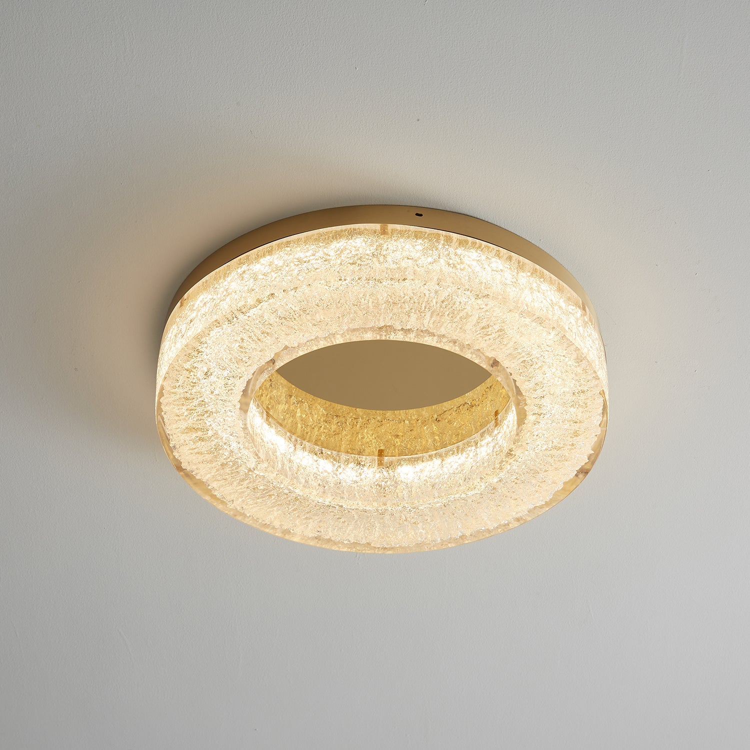 WOW Ice Crack Circle Ceiling Lamp