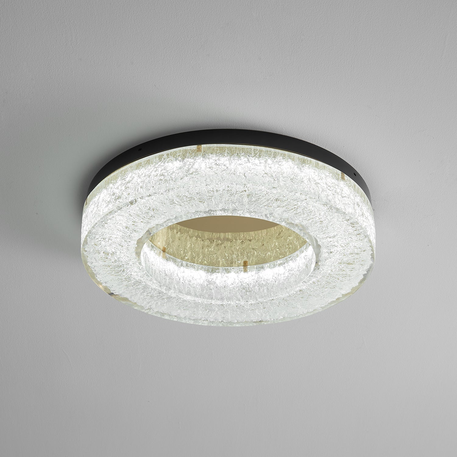 WOW Ice Crack Circle Ceiling Lamp
