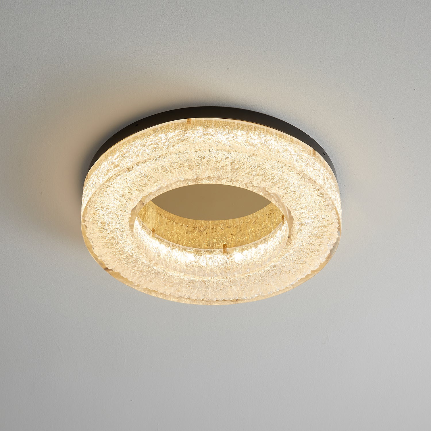 WOW Ice Crack Circle Ceiling Lamp