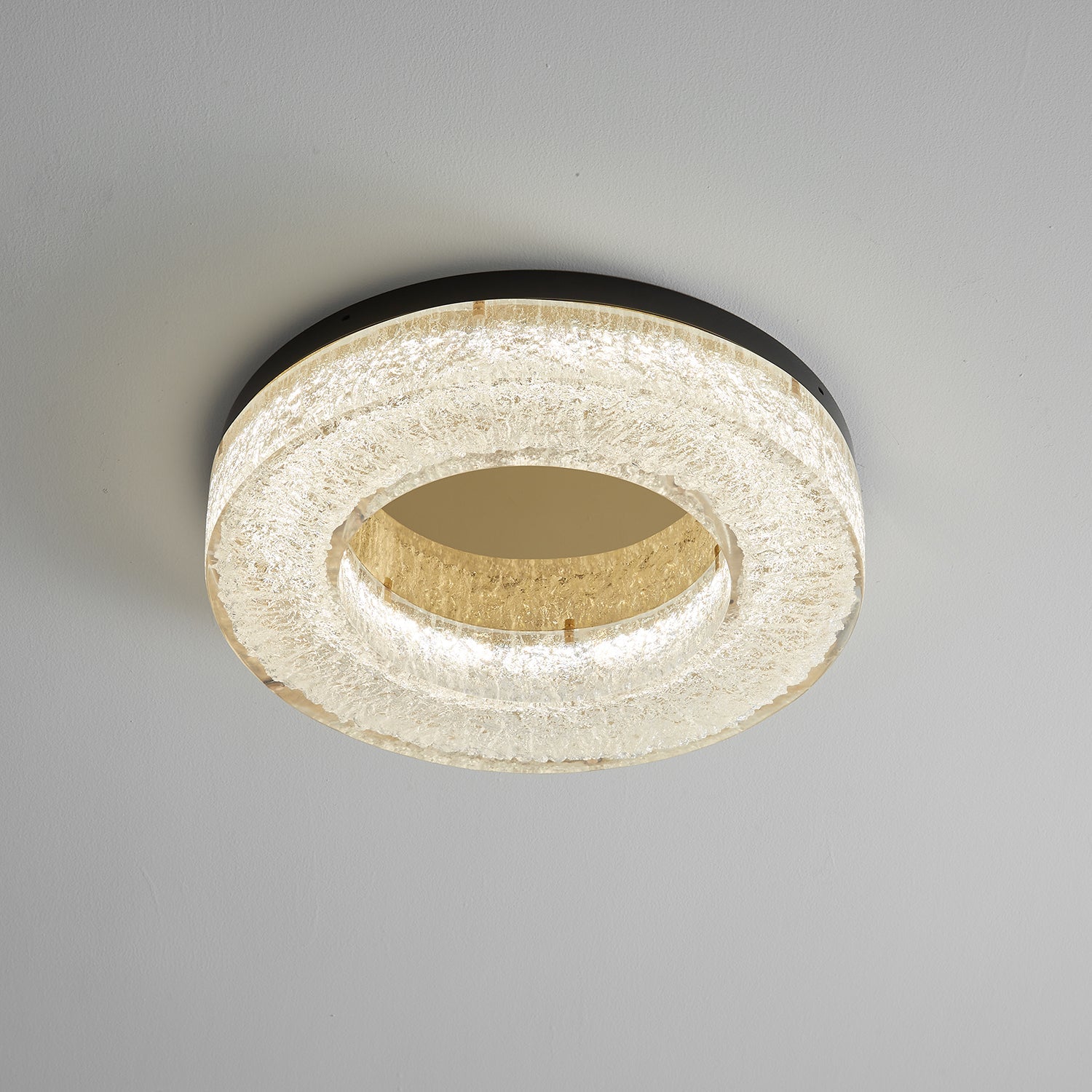 WOW Ice Crack Circle Ceiling Lamp