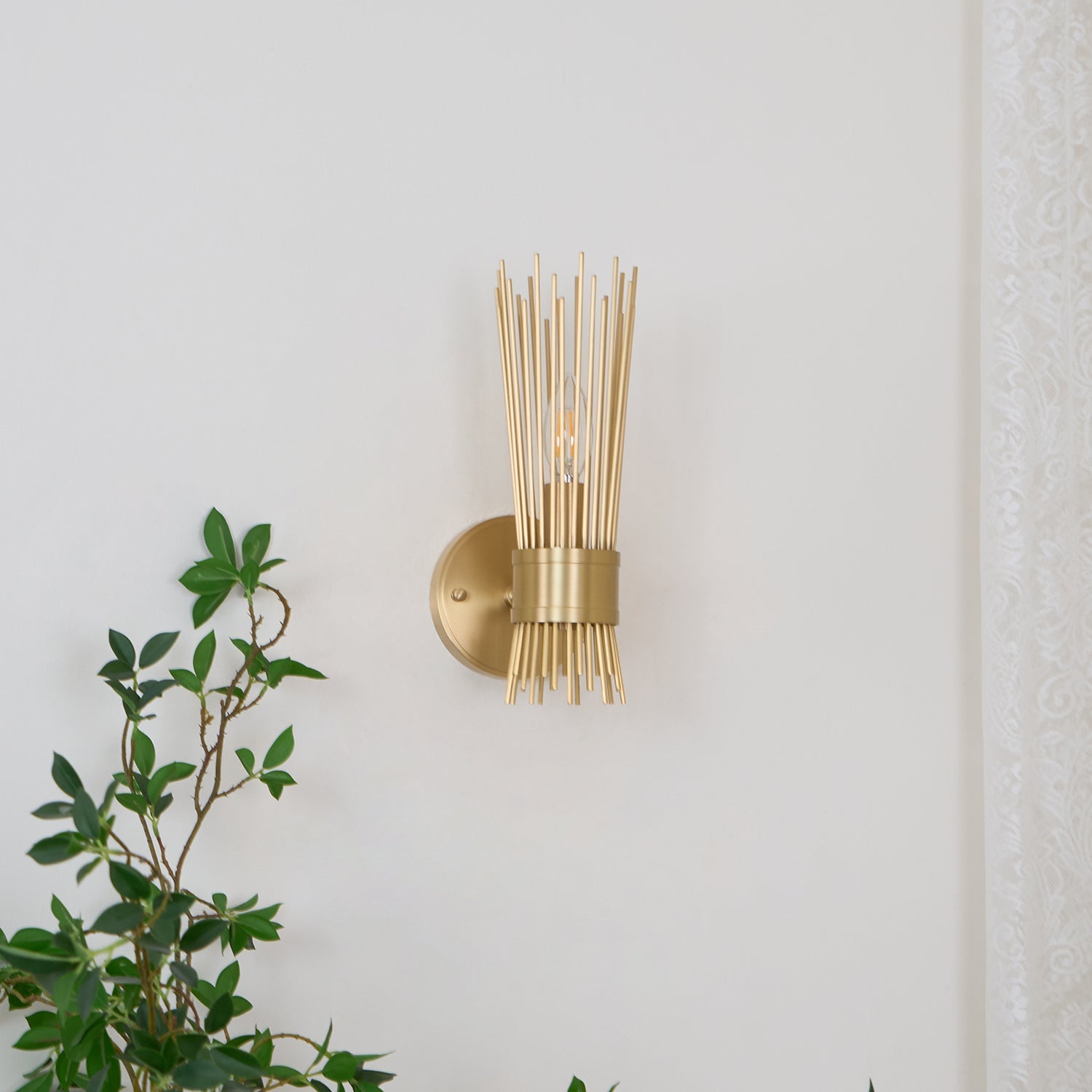 WOW Jovenko Candle Wall Light