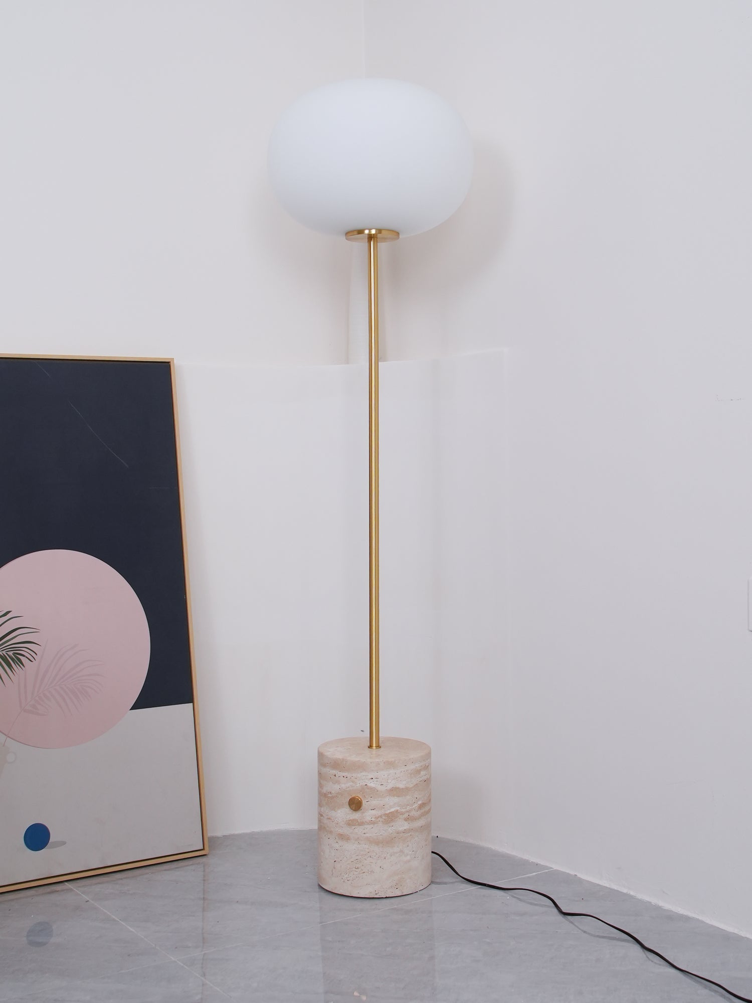 WOW Jwda Floor Lamp