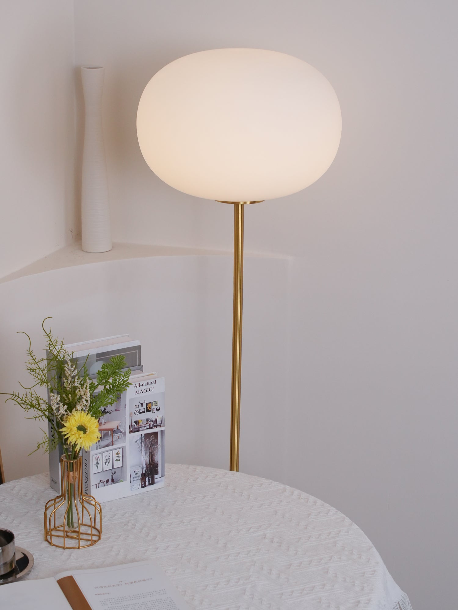 WOW Jwda Floor Lamp