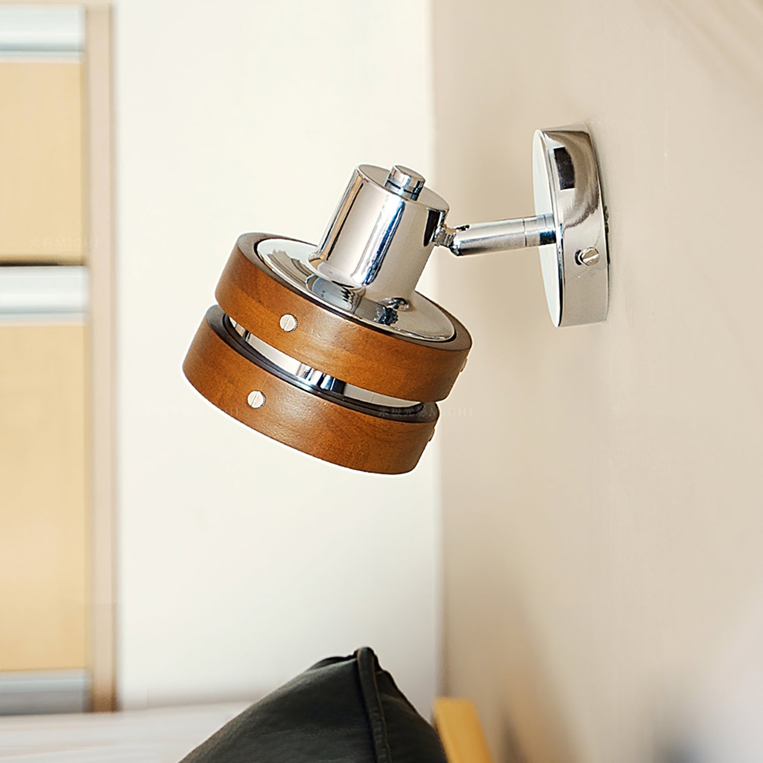 WOW Karry Wall Lamp