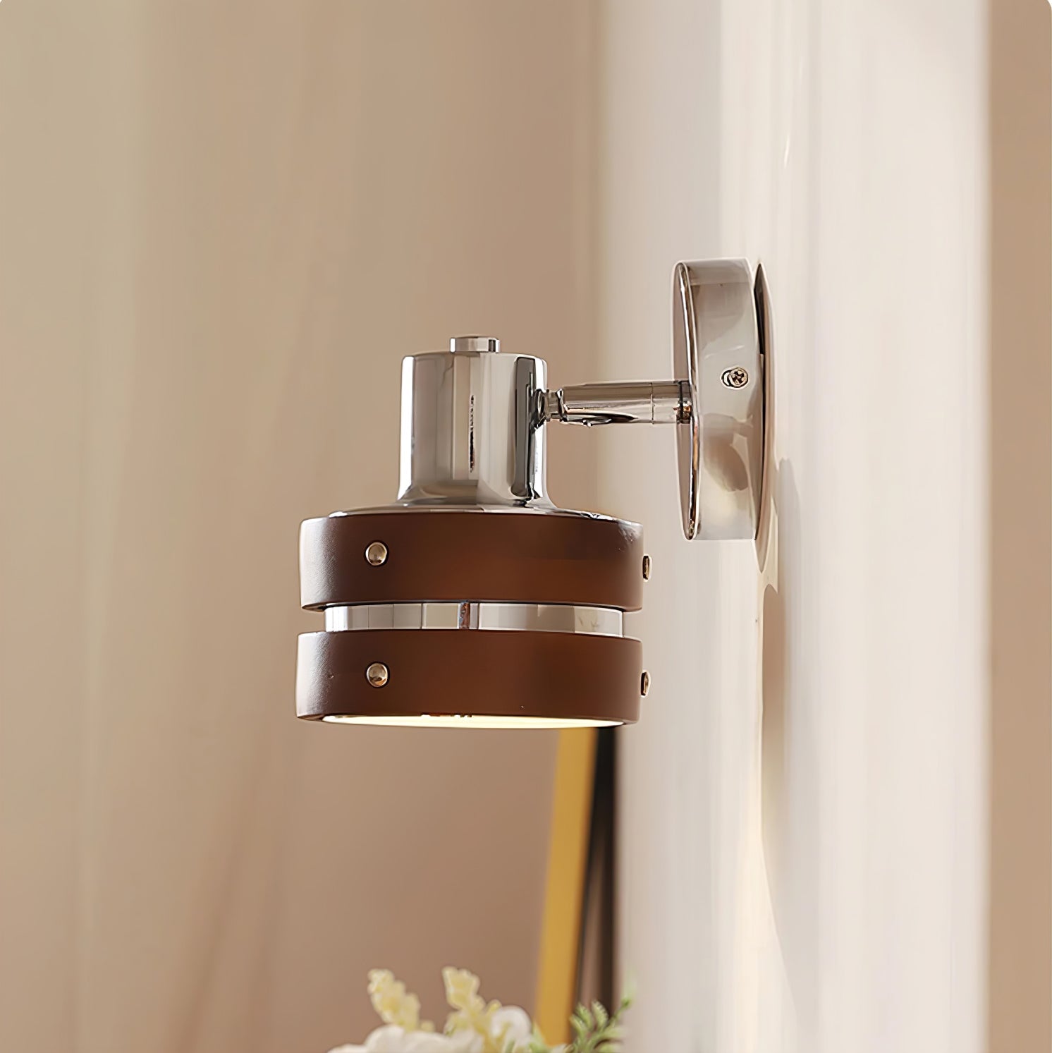 WOW Karry Wall Lamp