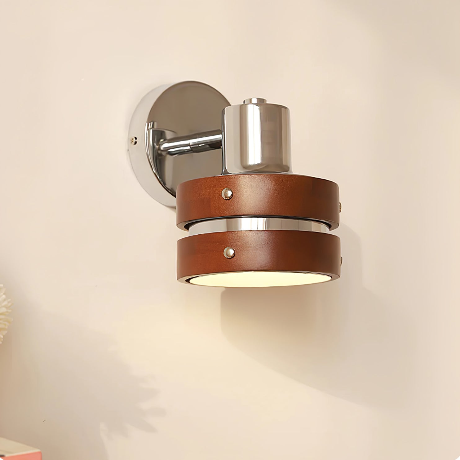 WOW Karry Wall Lamp