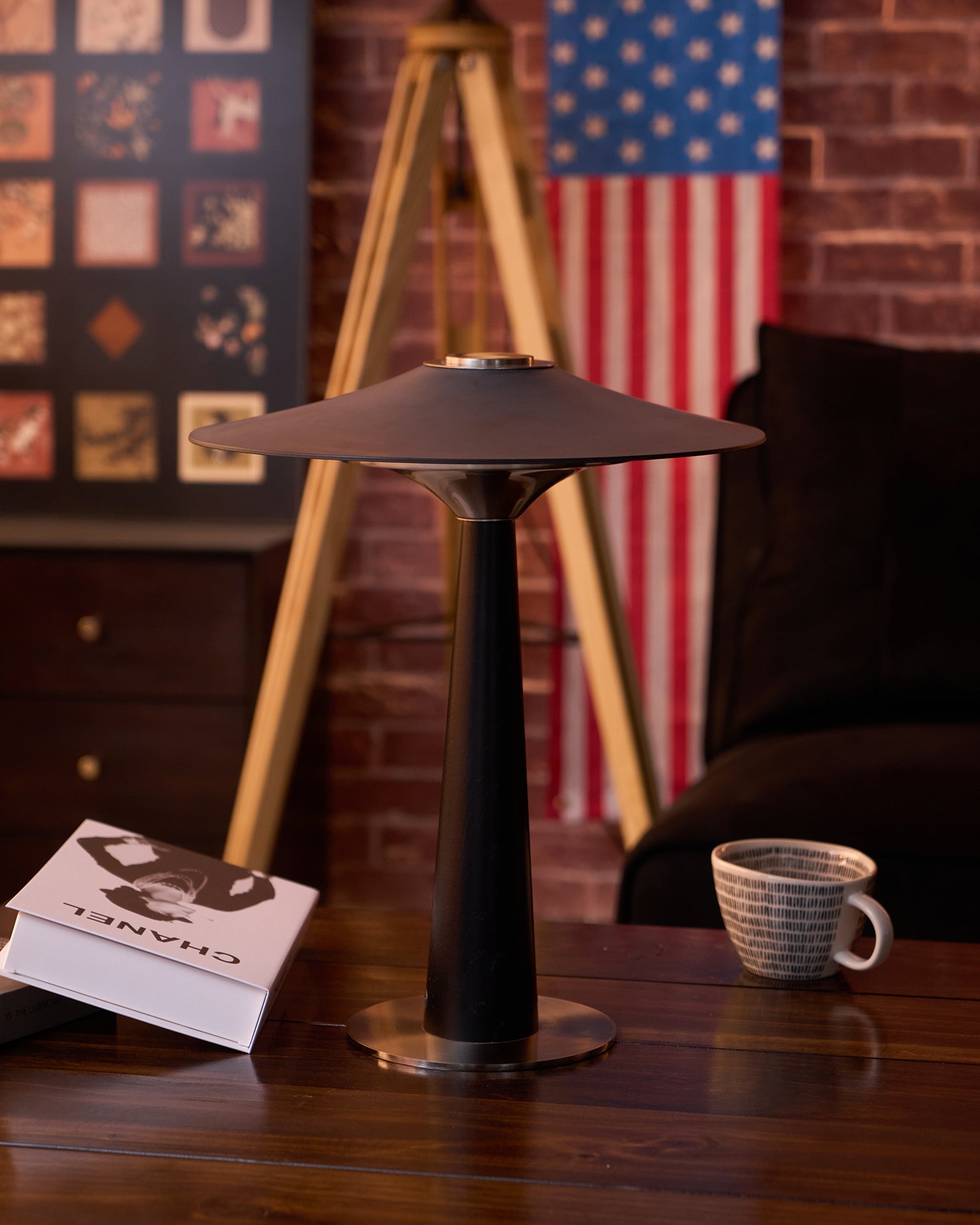 WOW Kizu Peak Table Lamp