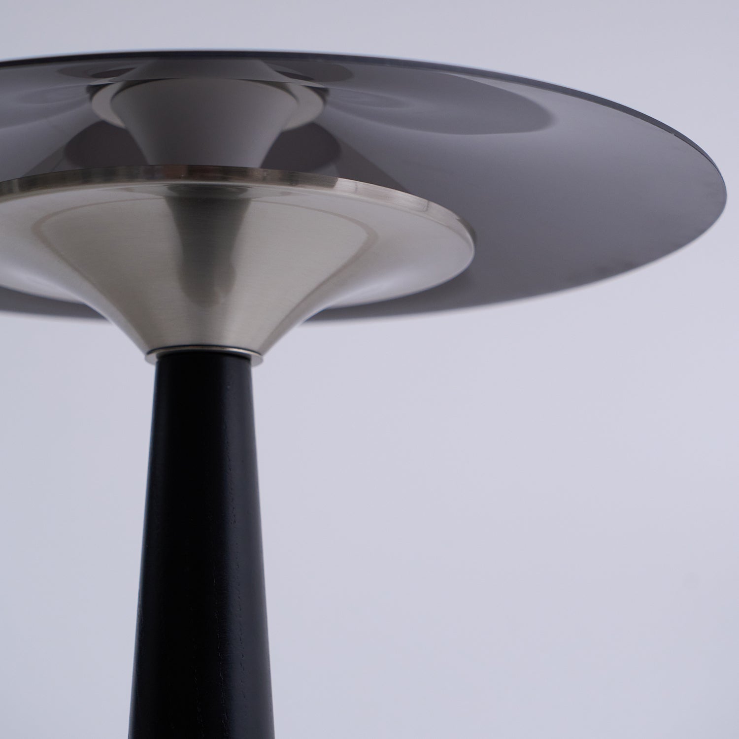 WOW Kizu Peak Table Lamp