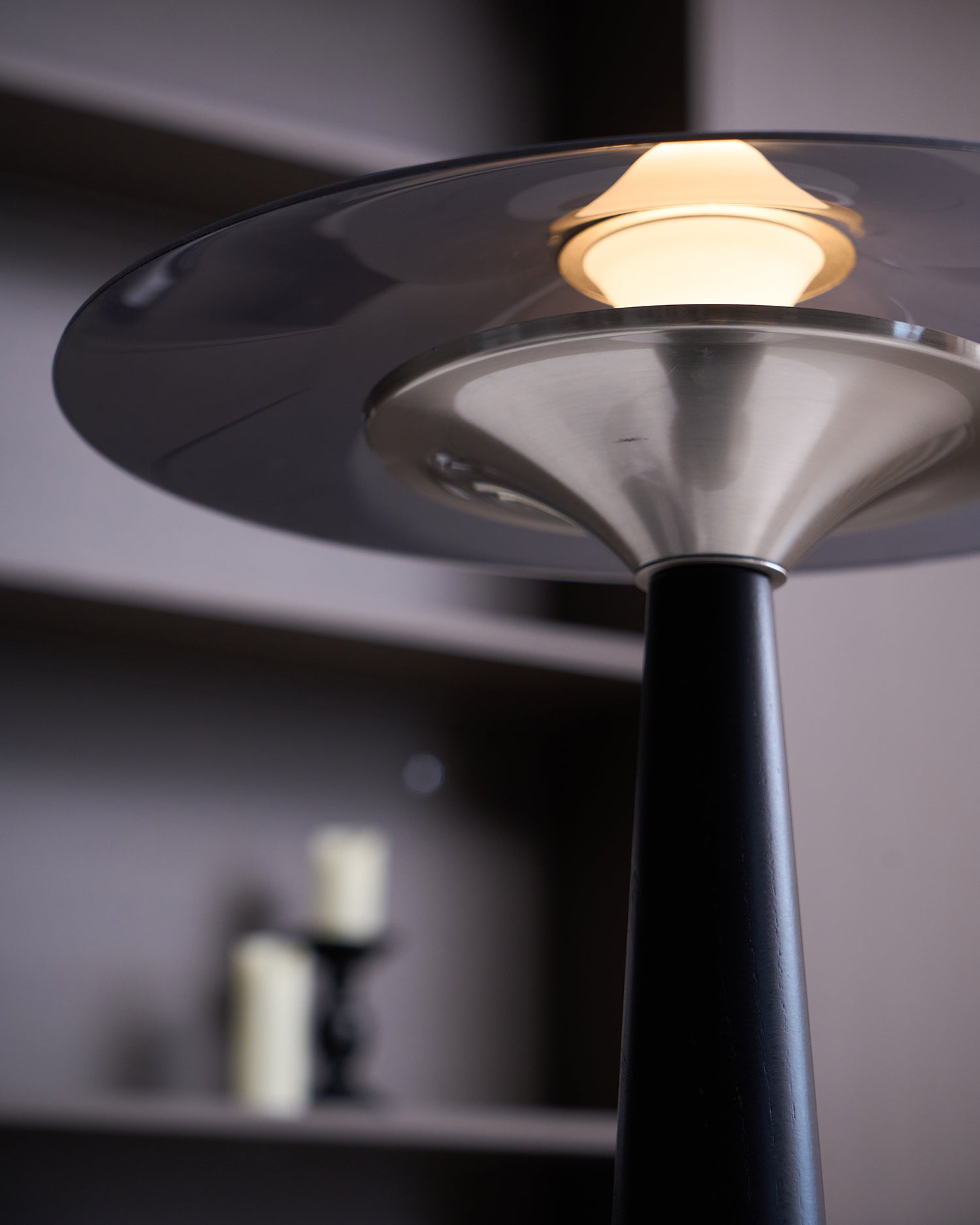 WOW Kizu Peak Table Lamp