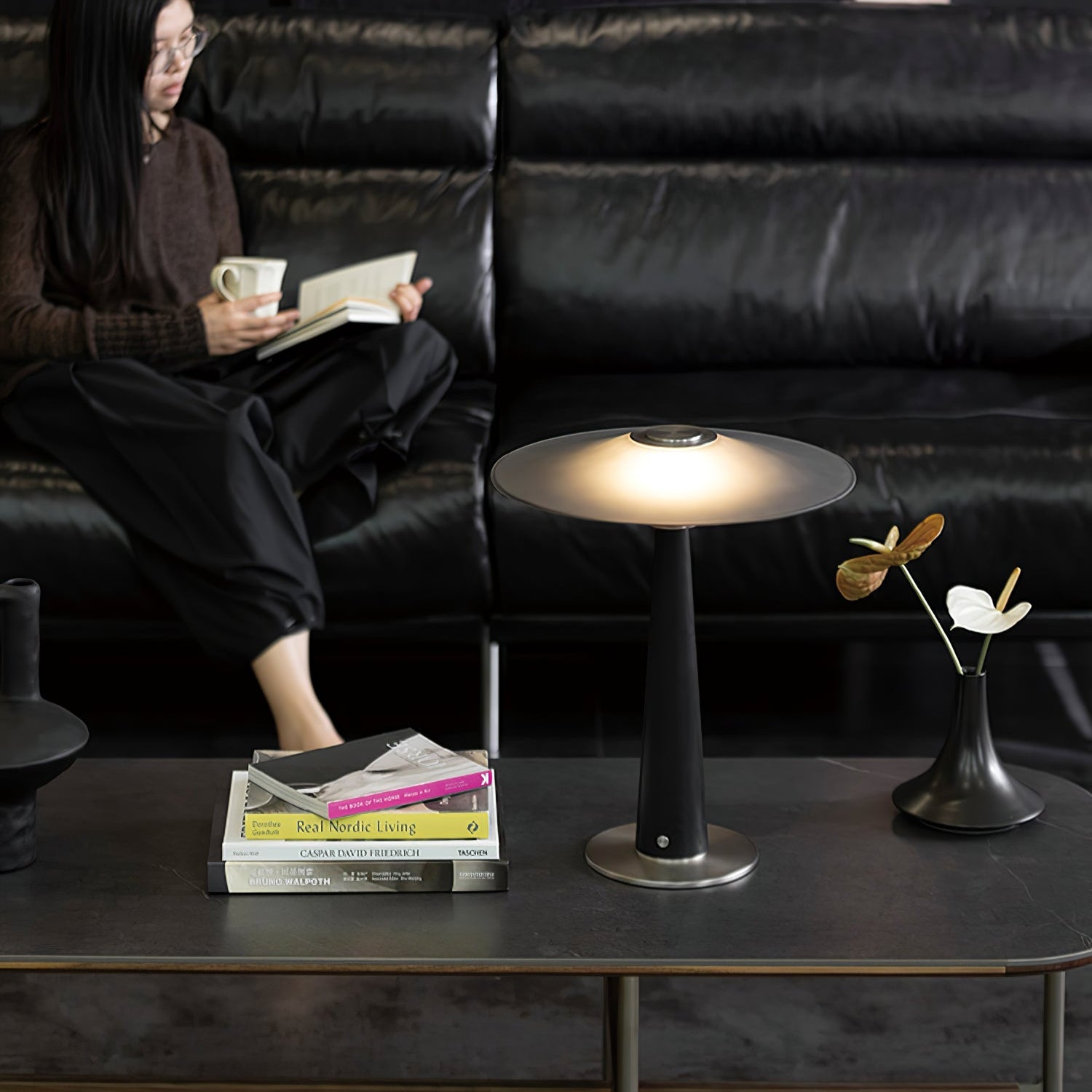 WOW Kizu Peak Table Lamp