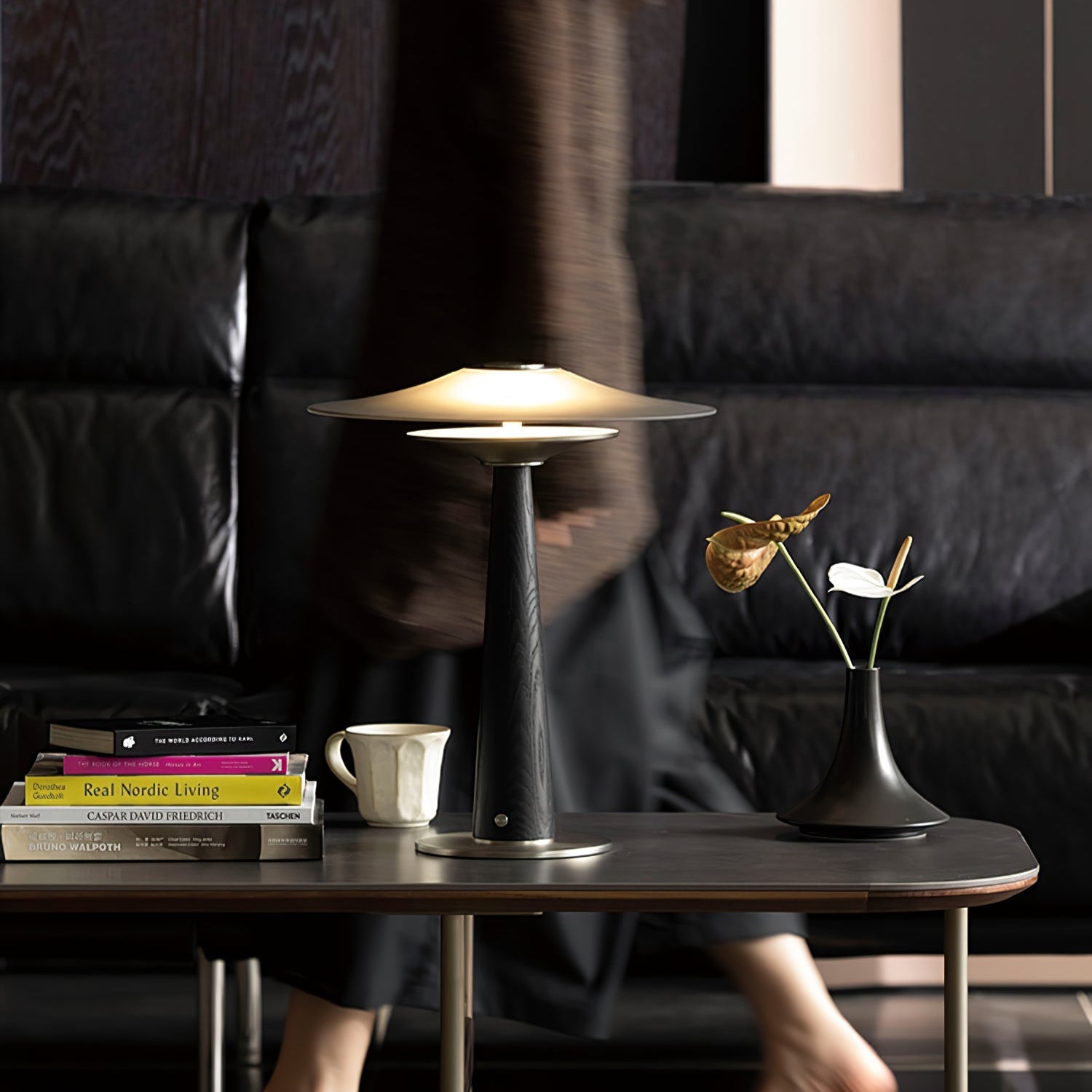 WOW Kizu Peak Table Lamp